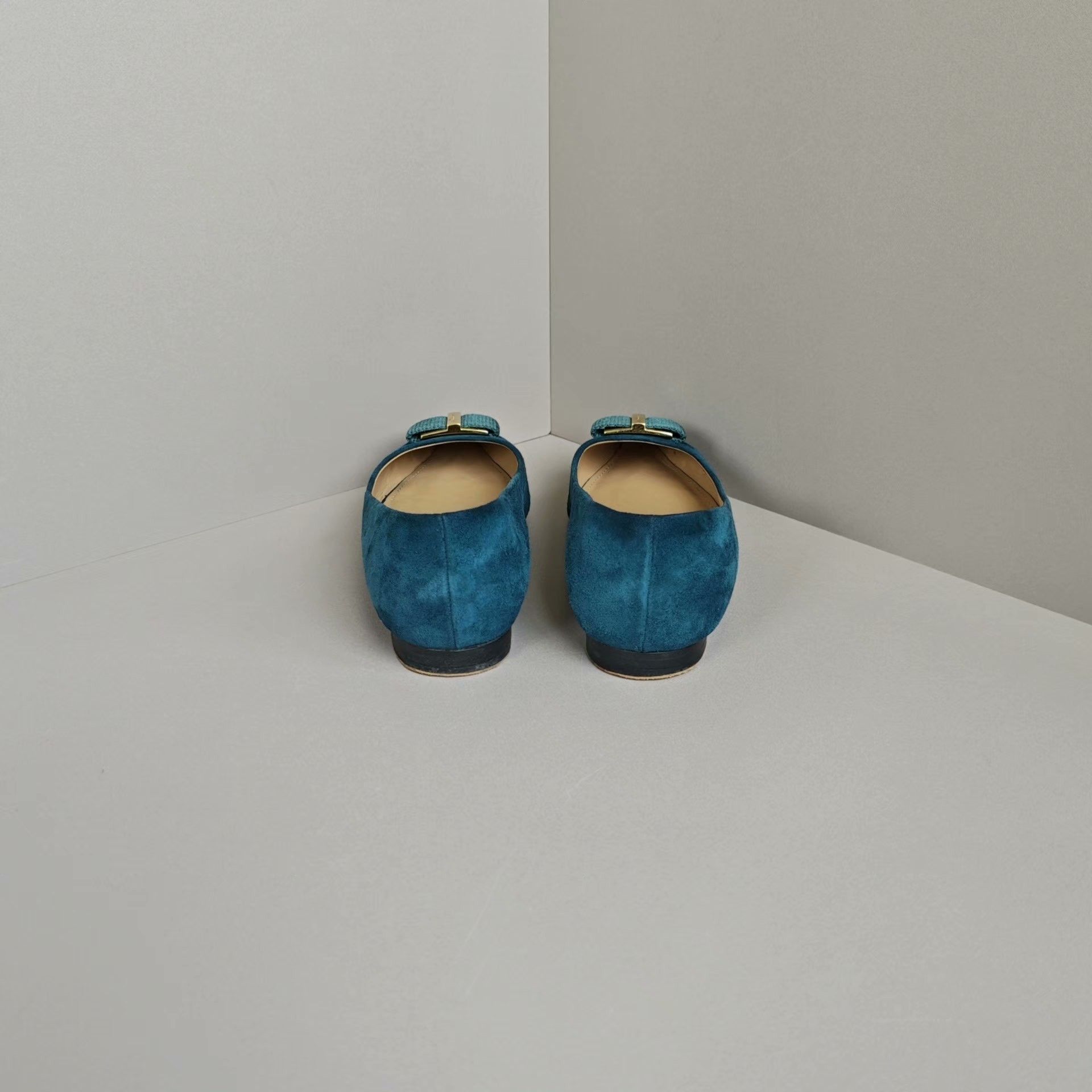 Salvatore Ferragamo Salvatore Ferragamo Lowtop Sneakers us_6 Women Size US 6 / IT 36 - 3 Thumbnail