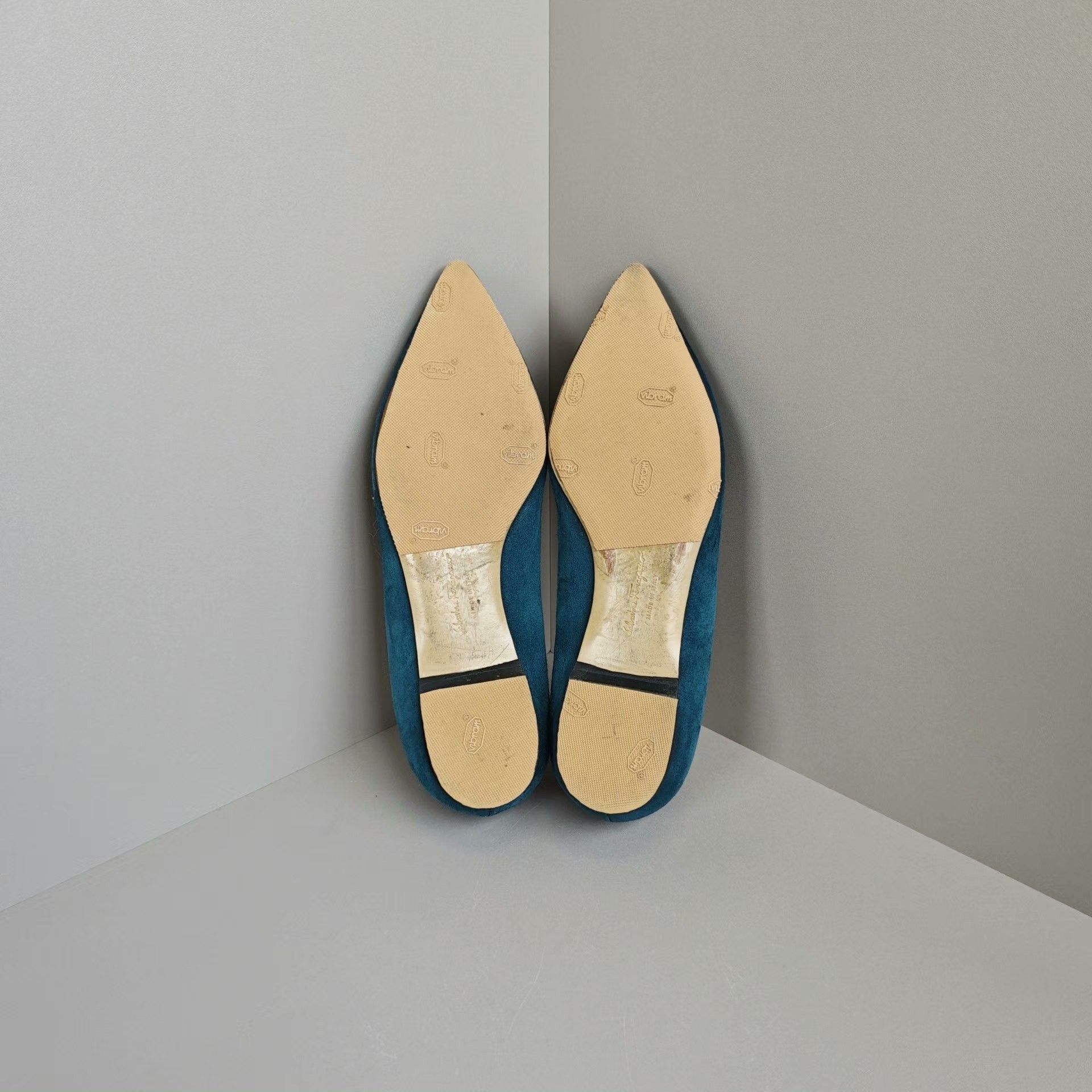 Salvatore Ferragamo Salvatore Ferragamo Lowtop Sneakers us_6 Women Size US 6 / IT 36 - 5 Thumbnail