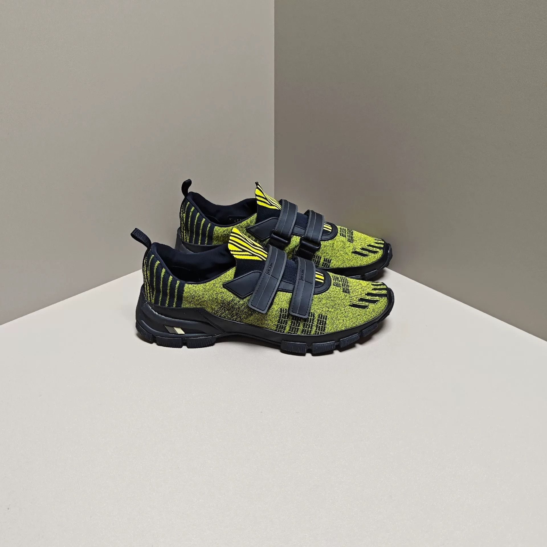 Prada Prada Casual Lowtop Sneakers 10 Men Size US 10 / EU 43 - 4 Thumbnail