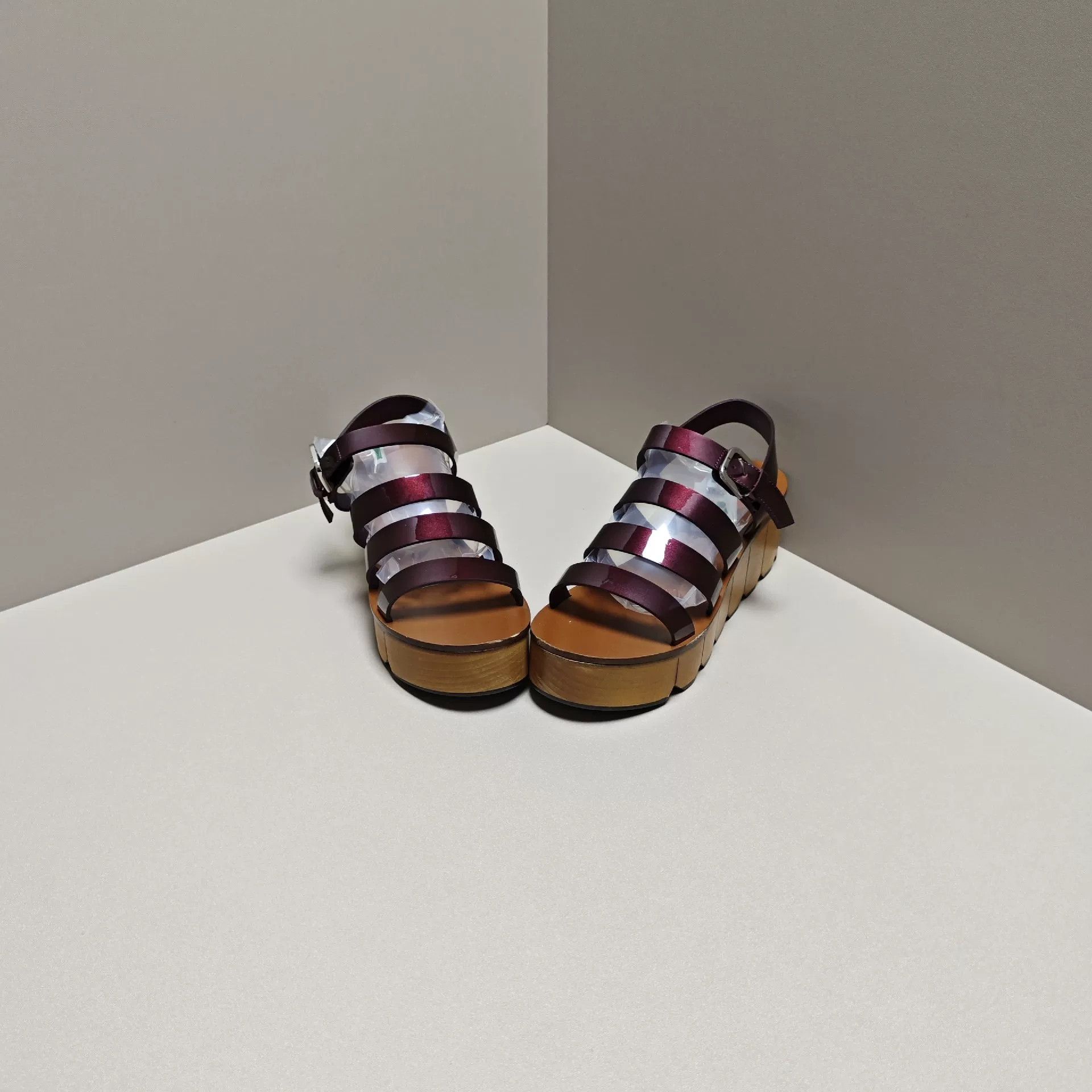 Chanel Chanel Sandals us_5 Women Size US 5 / IT 35 - 2 Thumbnail