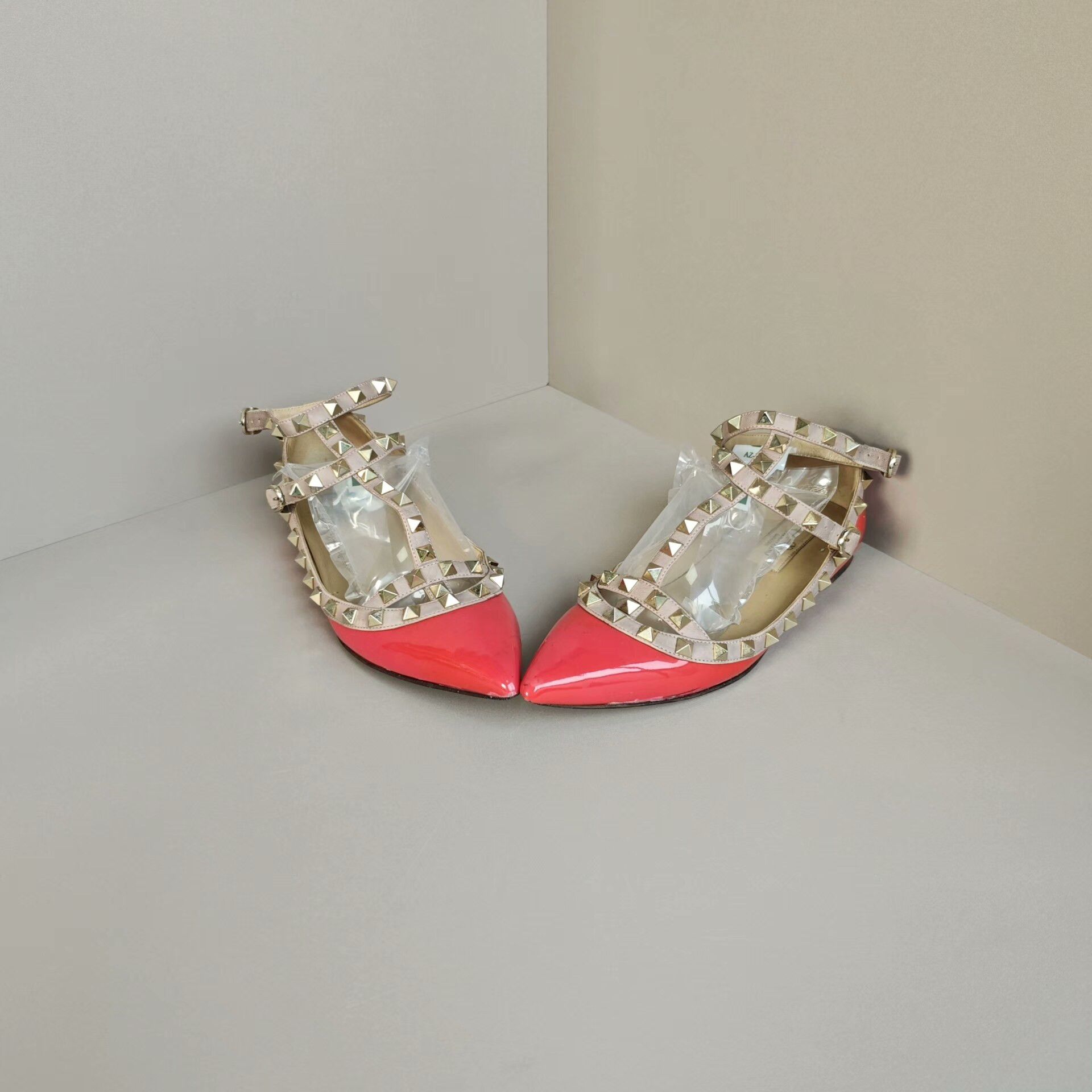 Valentino Valentino Casual Sandals us_6 Women Size US 6 / IT 36 - 2 Thumbnail
