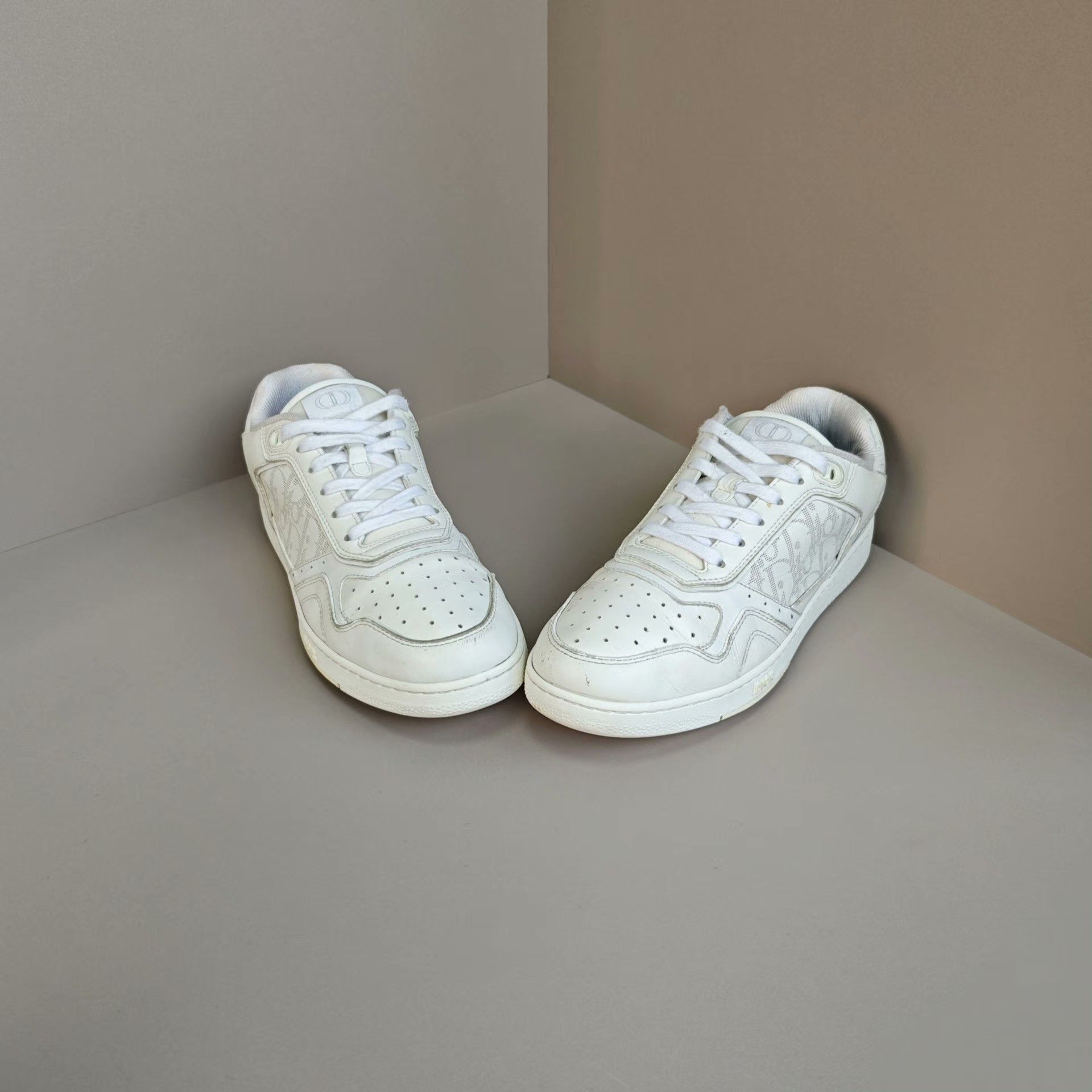 Dior Dior Lowtop Sneakers 9 Men Size US 9 / EU 42 - 2 Thumbnail