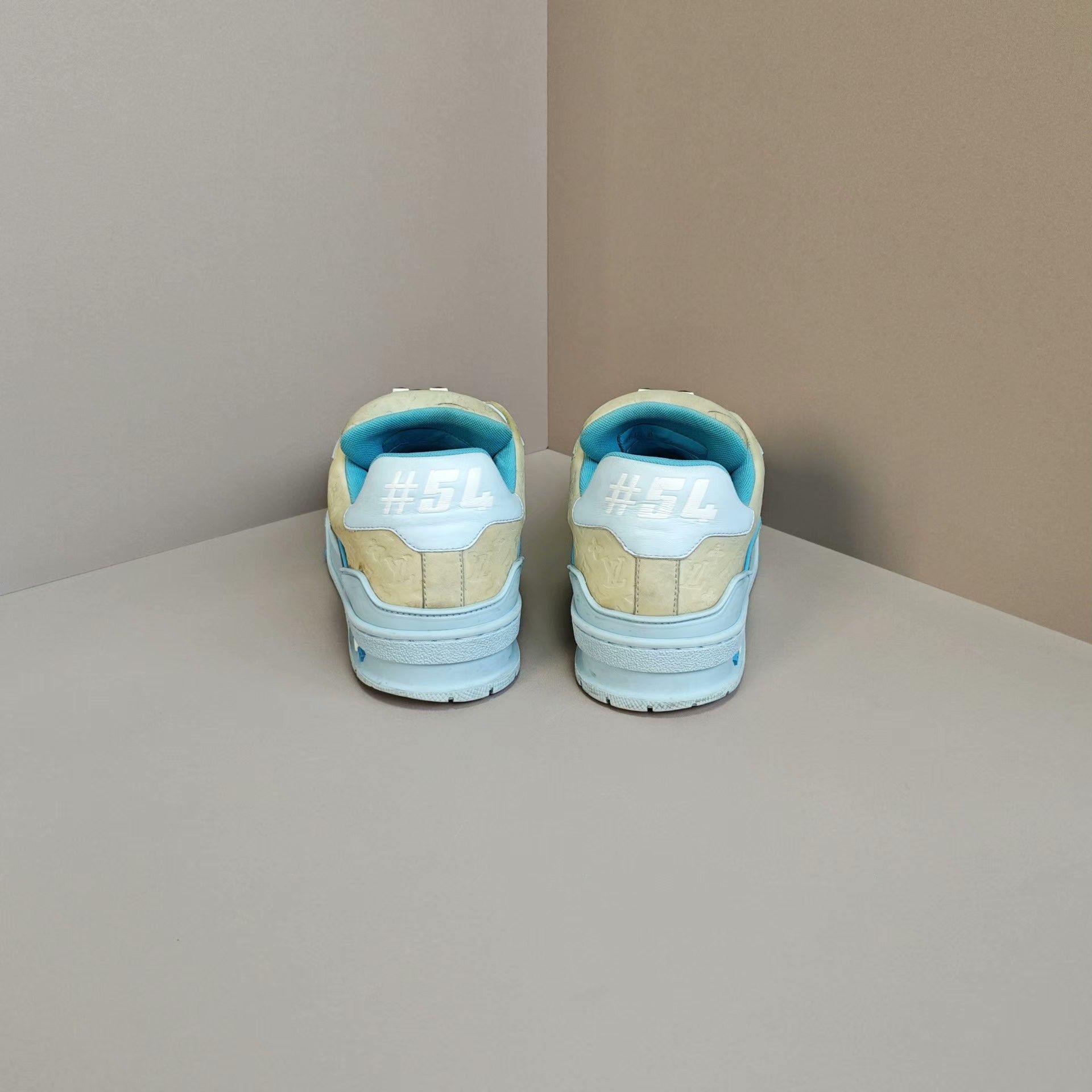 Louis Vuitton Louis Vuitton Collab Blue Lowtop Sneakers 7 Men Size US 7 / EU 40 - 3 Thumbnail