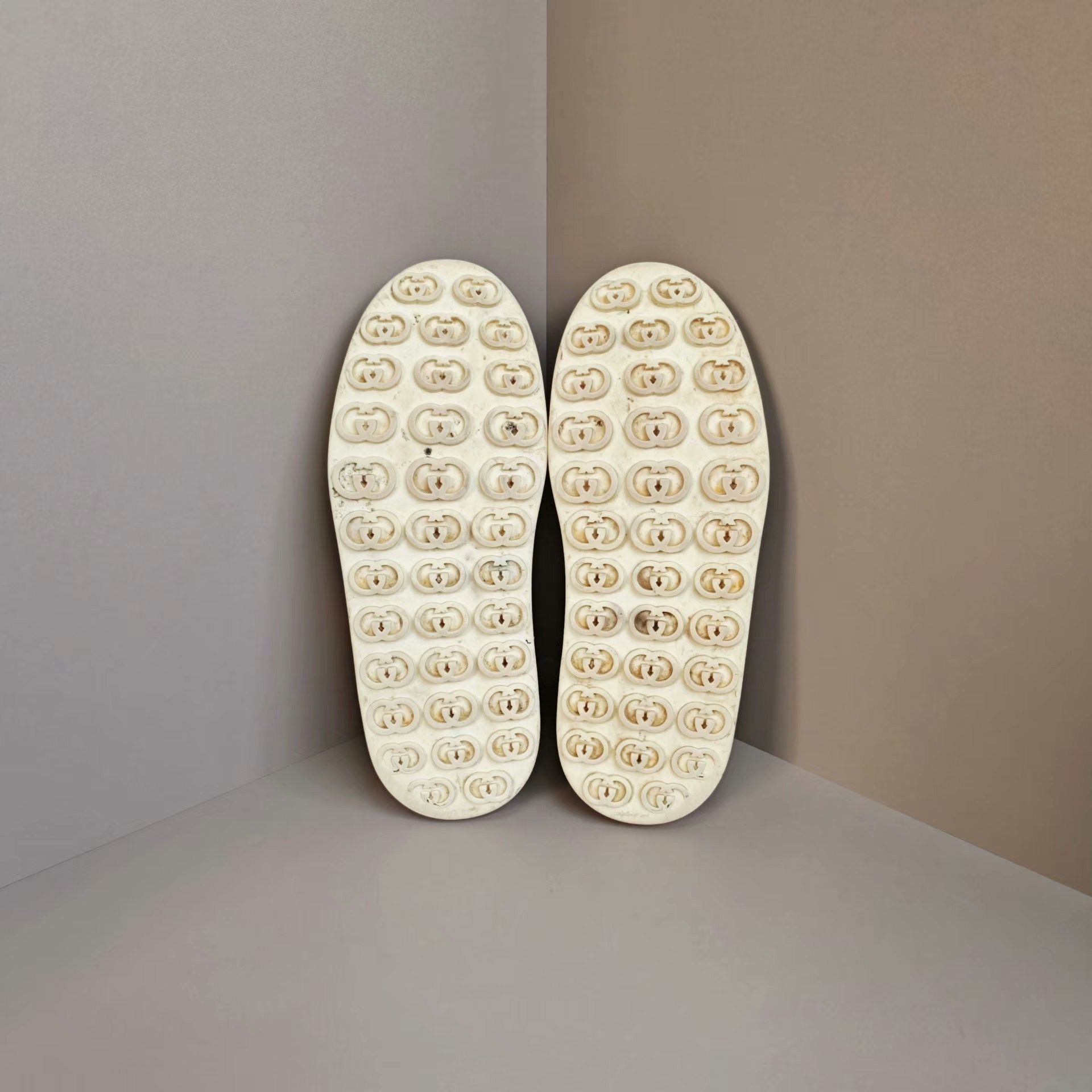 Gucci Gucci Casual Embroidered Lowtop Sneakers 8 Men Size US 8 / EU 41 - 5 Thumbnail