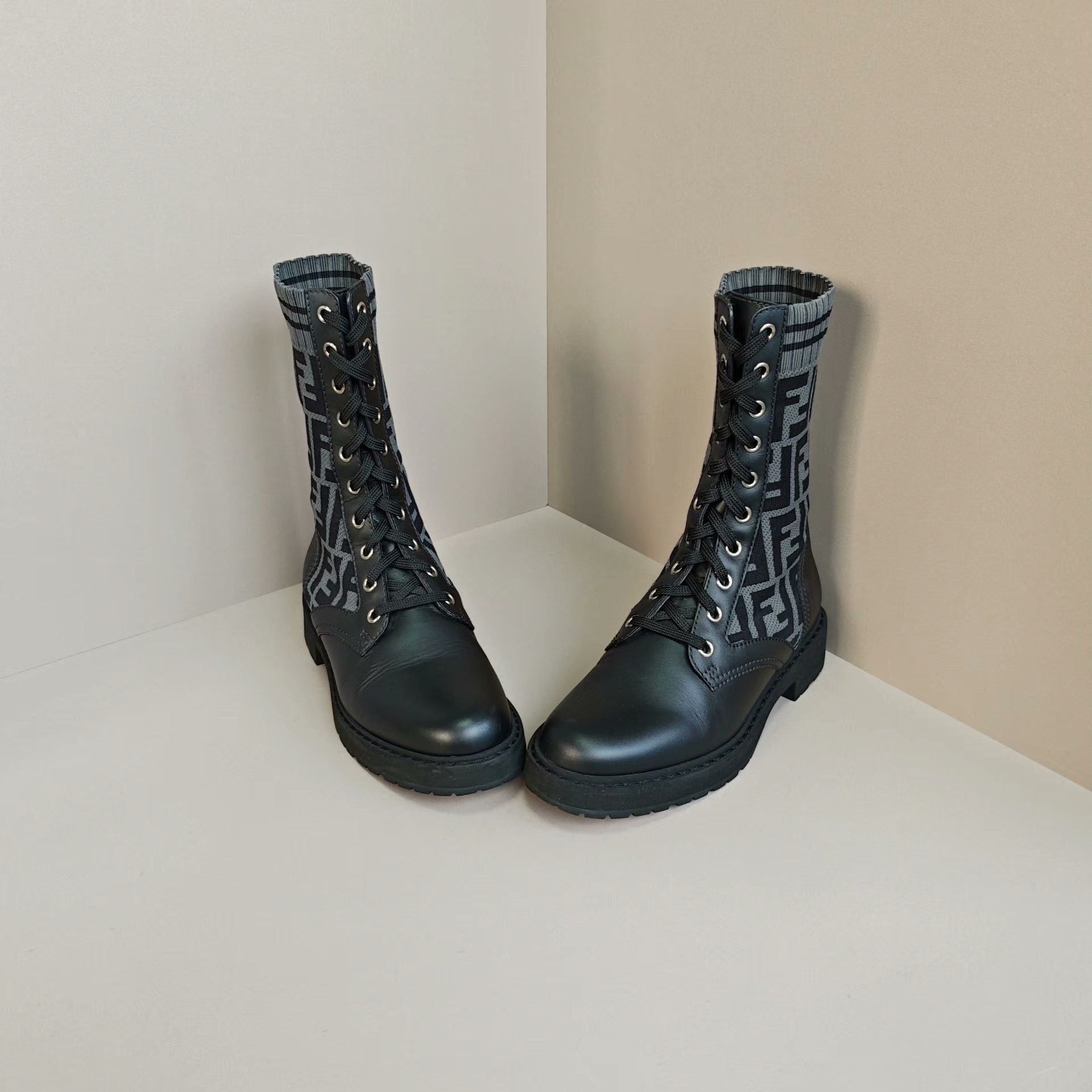 Fendi Fendi Boots us_7 Women Size US 7 / IT 37 - 2 Thumbnail