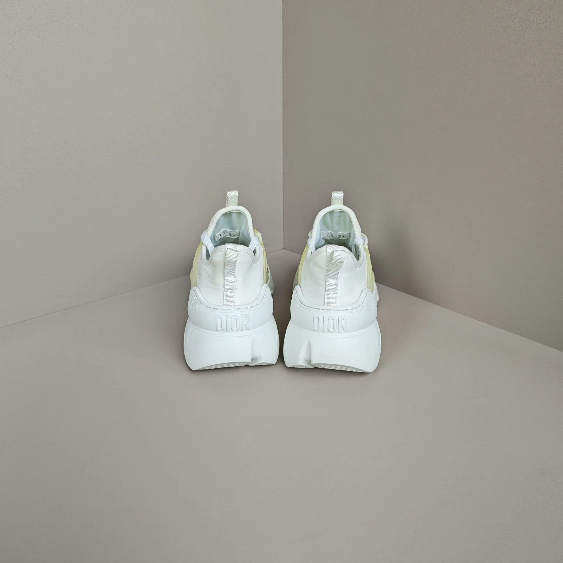 Dior Dior Casual Lowtop Sneakers us_9 Women Size US 9 / IT 39 - 3 Thumbnail