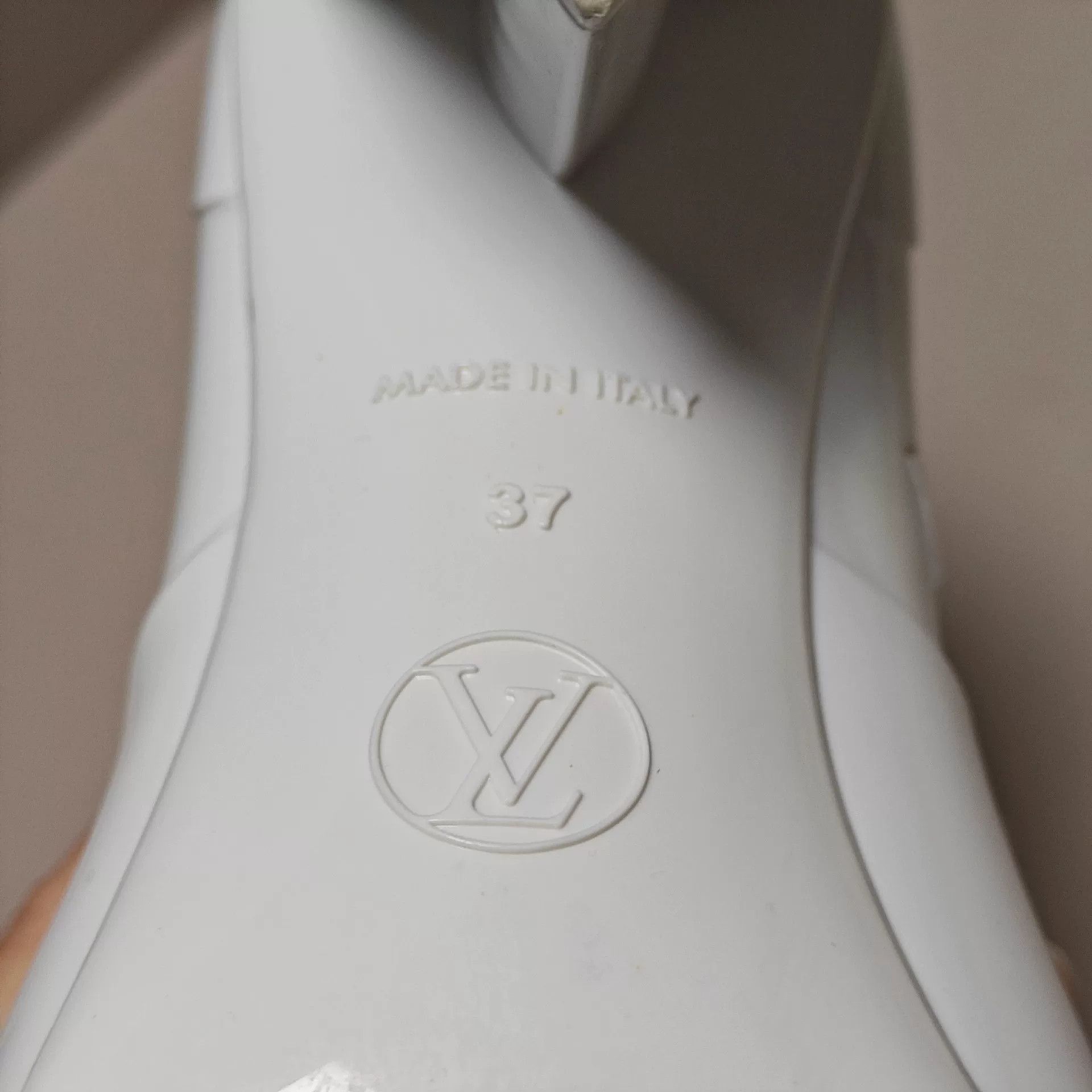 Louis Vuitton Louis Vuitton Boots us_7 Women Size US 7 / IT 37 - 6 Thumbnail