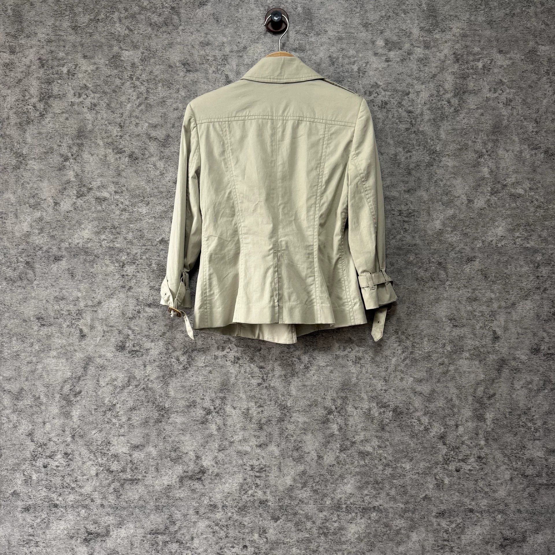 Burberry Burberry Jacket us_6 Women Size M / US 6-8 / IT 42-44 - 2 Thumbnail