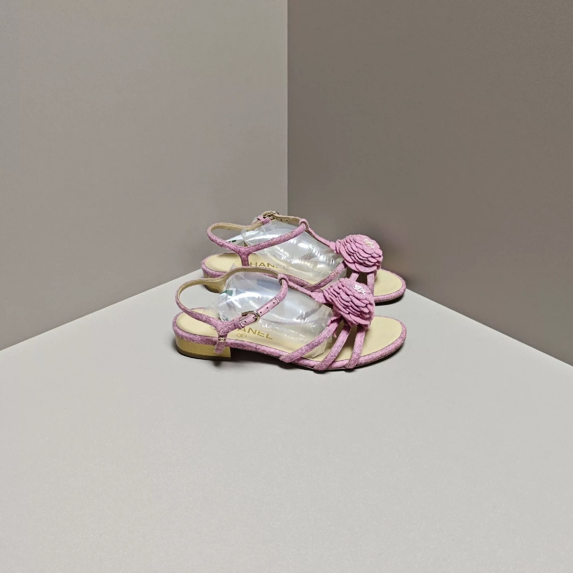 Chanel Chanel Sandals us_6 Women Size US 6 / IT 36 - 4 Thumbnail