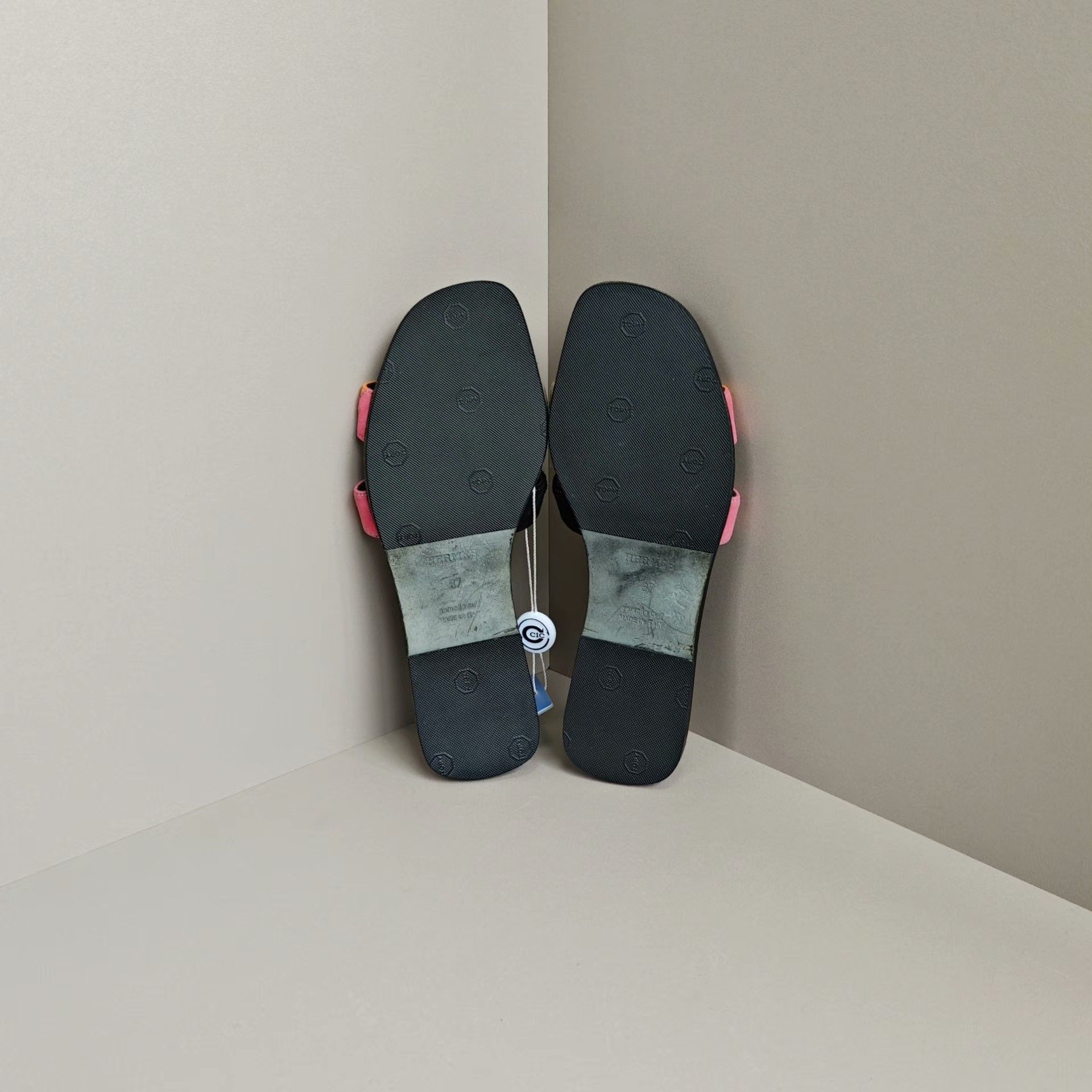 Hermes Hermes Suede Sandals us_7 Women Size US 7 / IT 37 - 5 Thumbnail