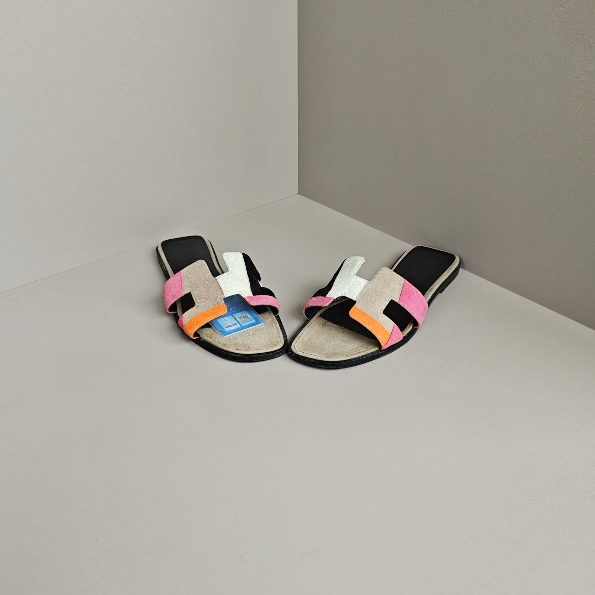 Hermes Hermes Suede Sandals us_7 Women Size US 7 / IT 37 - 2 Thumbnail