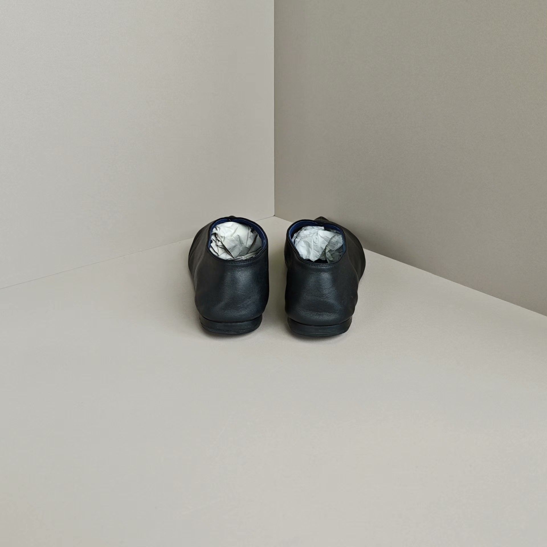 Celine Celine Lowtop Sneakers us_6 Women Size US 6 / IT 36 - 3 Thumbnail