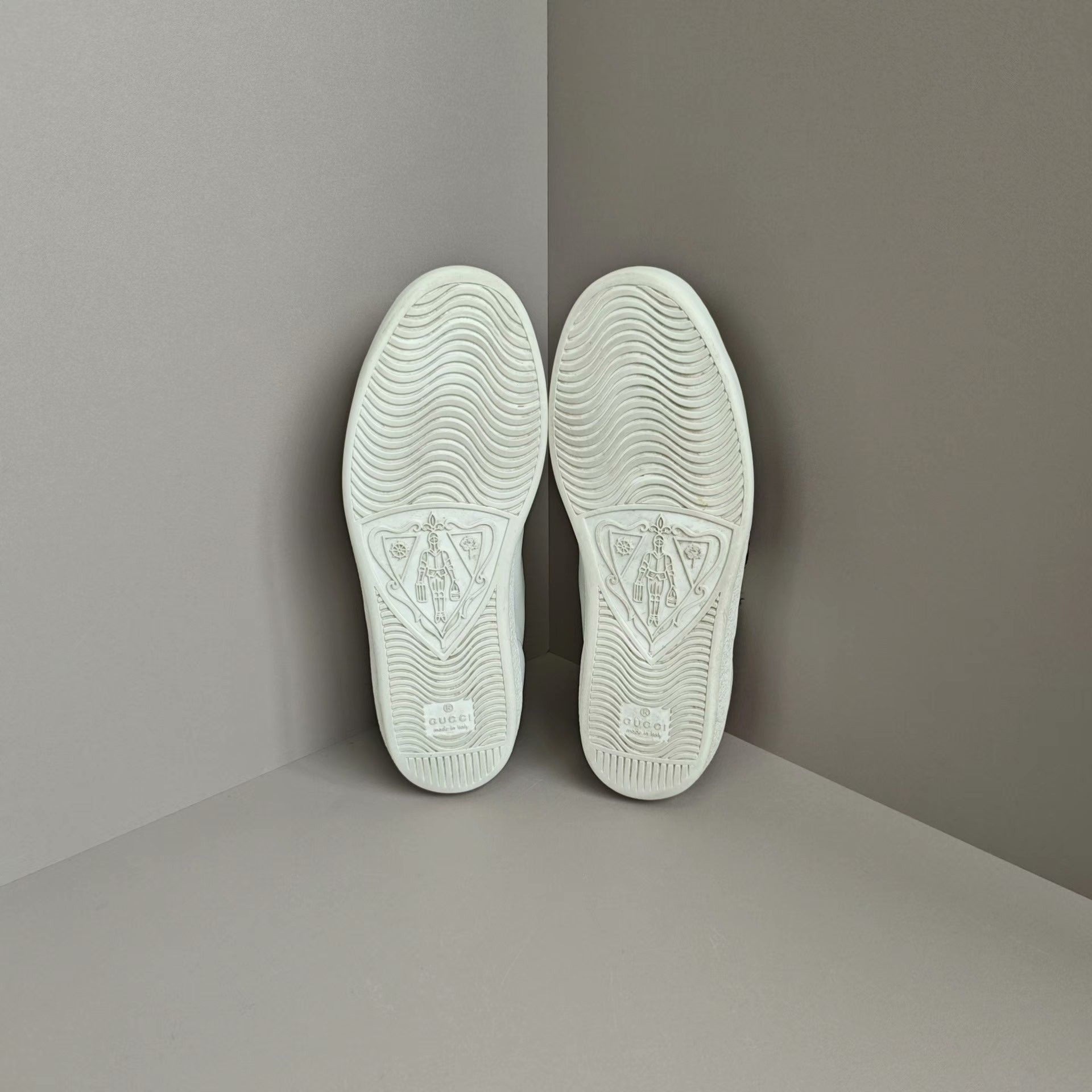 Gucci Gucci Lowtop Sneakers us_5 Women Size US 5 / IT 35 - 5 Thumbnail