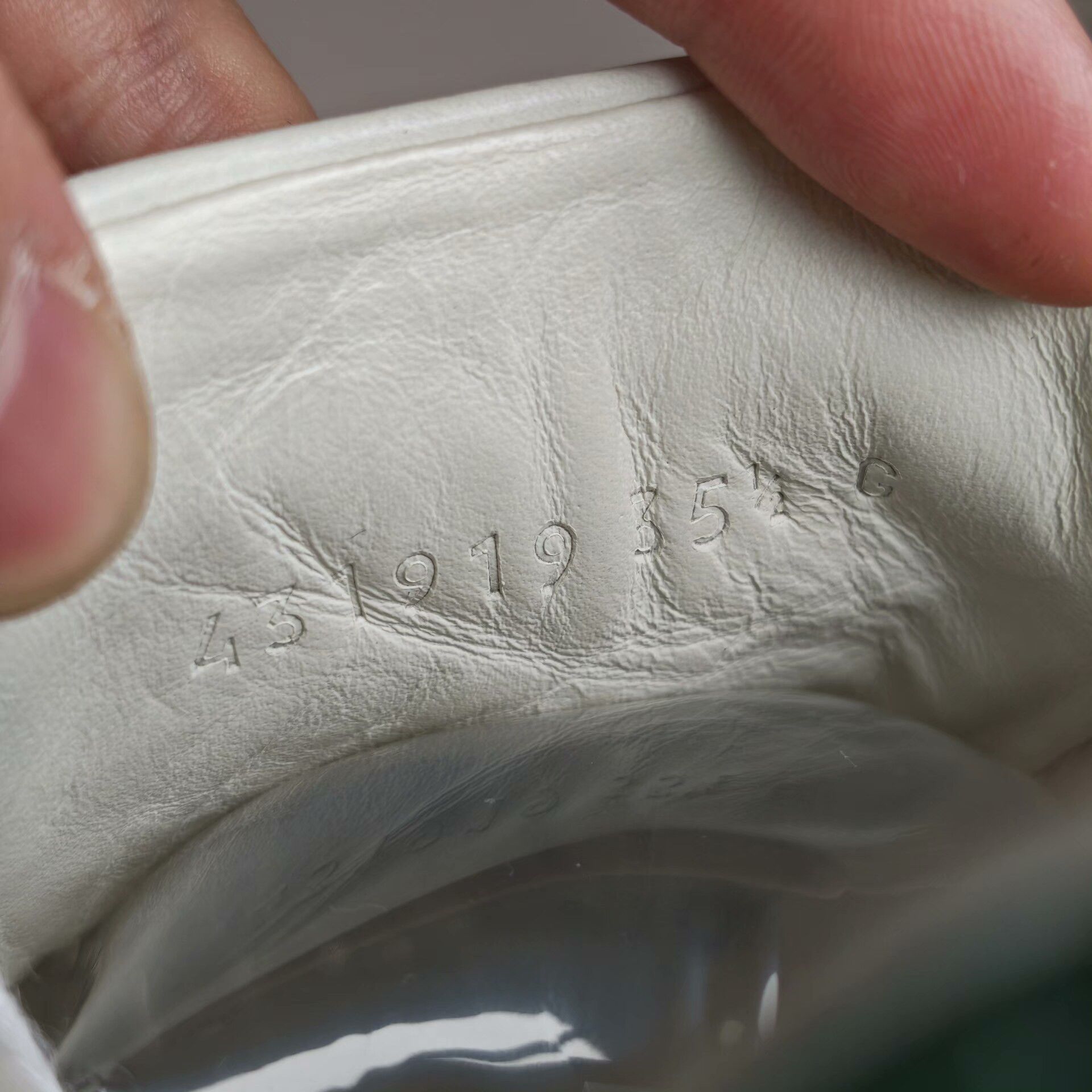 Gucci Gucci Lowtop Sneakers us_5 Women Size US 5 / IT 35 - 6 Thumbnail
