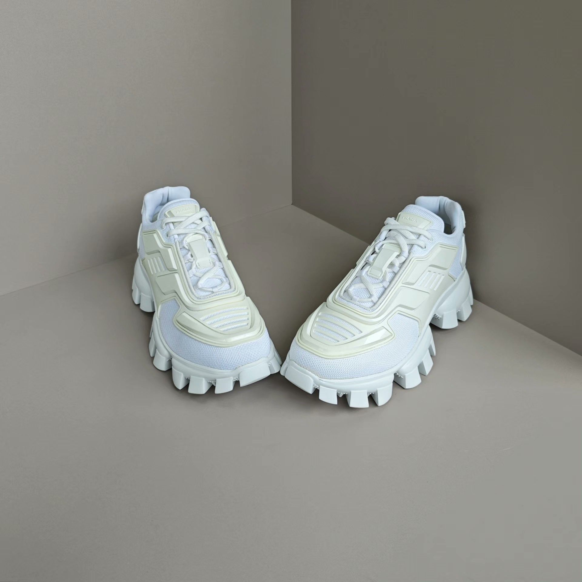 Prada Prada Lowtop Sneakers 9 Men Size US 9 / EU 42 - 3 Thumbnail