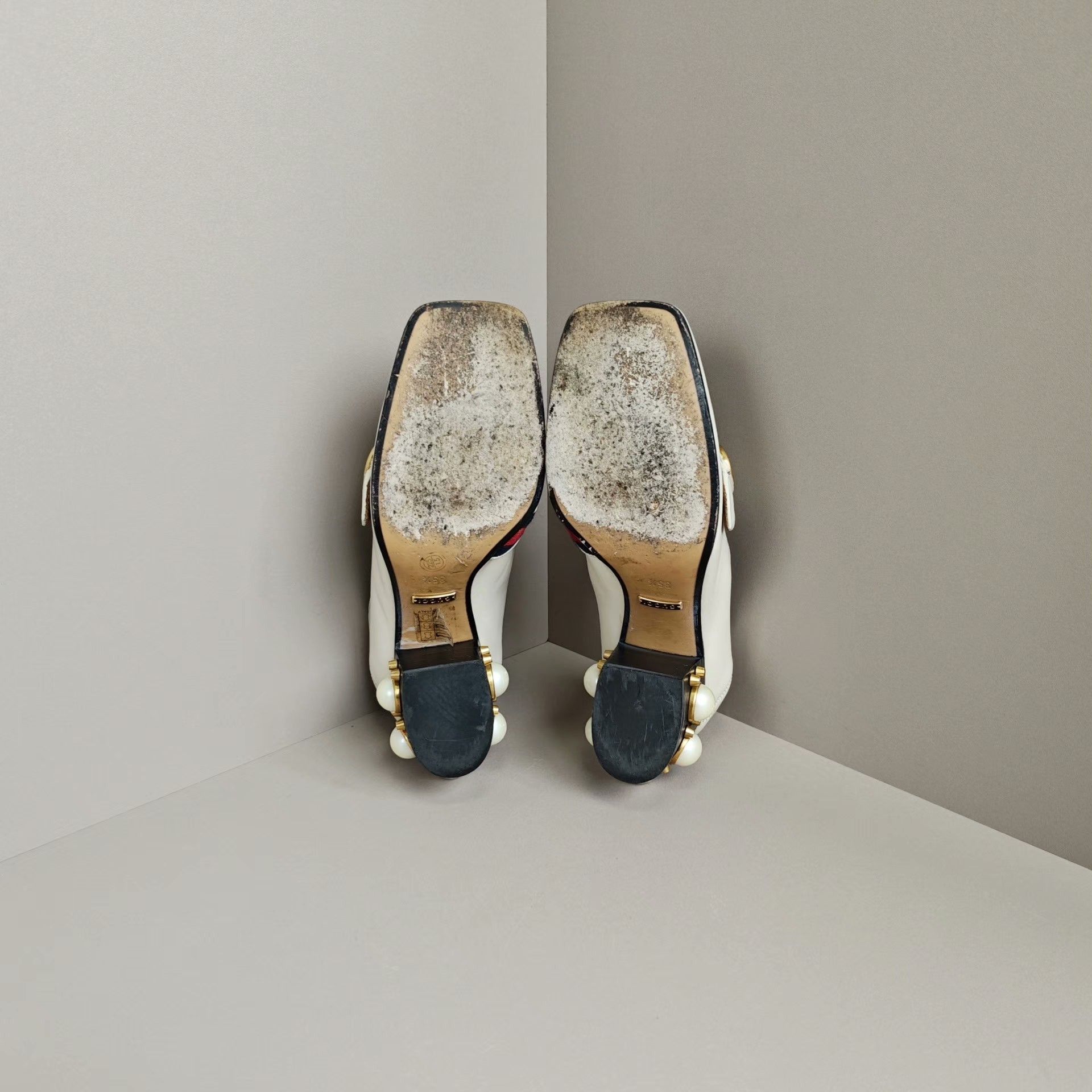 Gucci Gucci Lowtop Sneakers us_5 Women Size US 5 / IT 35 - 5 Thumbnail