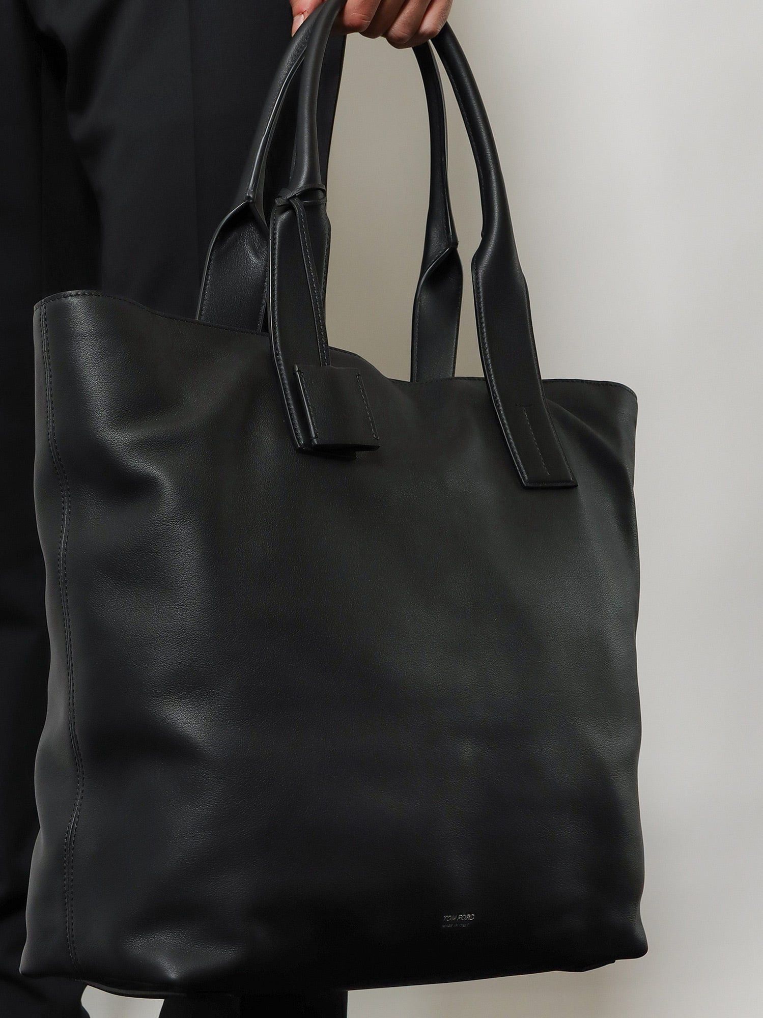 Tom Ford Leather Shopping Bag With Logo Lettering On The Bottom Size ONE SIZE - 5 Thumbnail