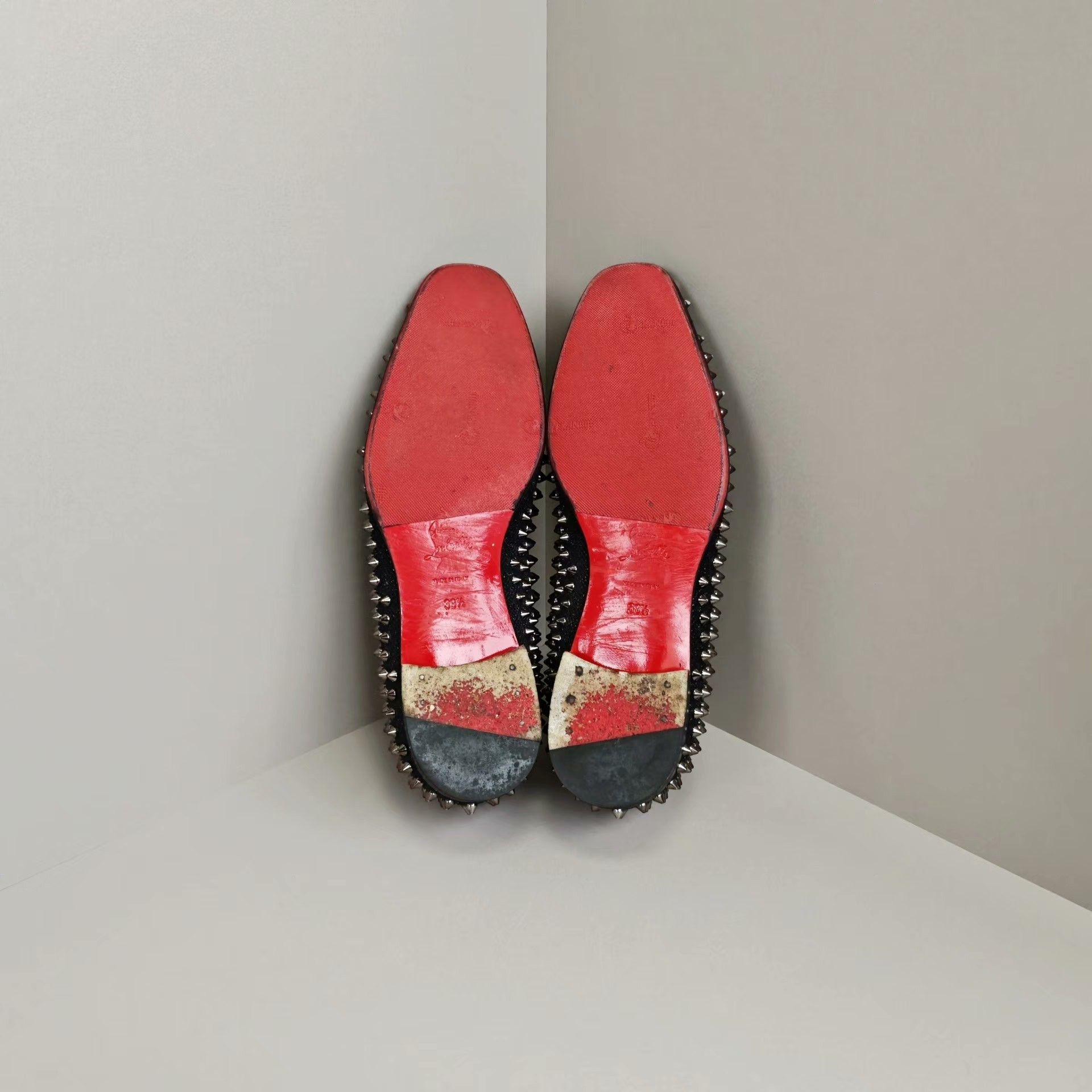 Christian Louboutin Christian Louboutin Red Lowtop Sneakers 6 Men Size US 6 / EU 39 - 5 Thumbnail