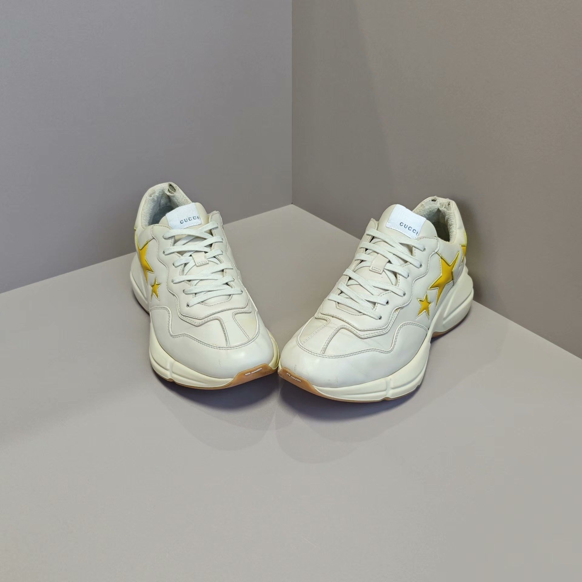 Gucci Gucci Printed Lowtop Sneakers 9 Men Size US 9 / EU 42 - 2 Thumbnail