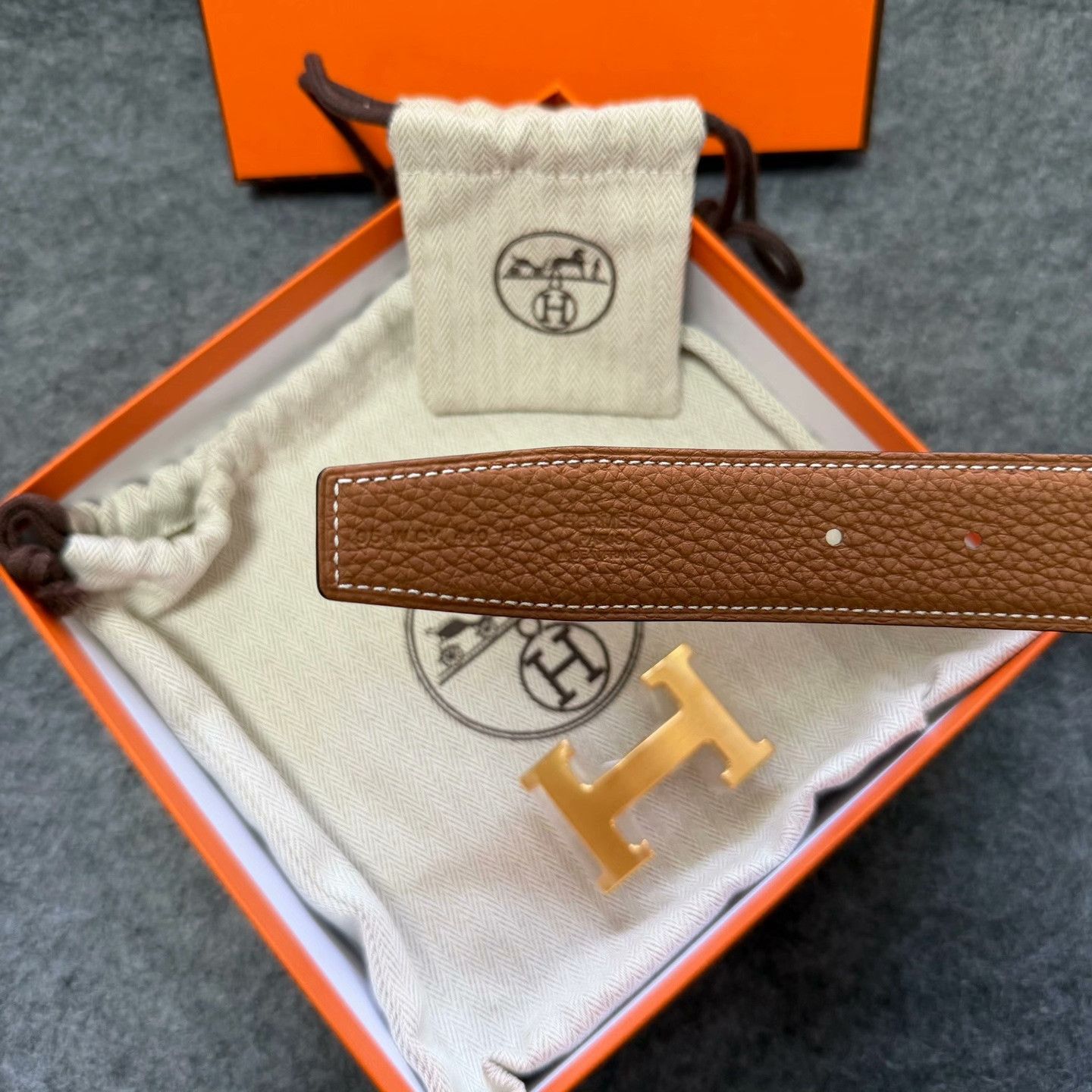 Hermes Hermes Retro Gold Shoulder Bag OS Women Size ONE SIZE - 6 Thumbnail