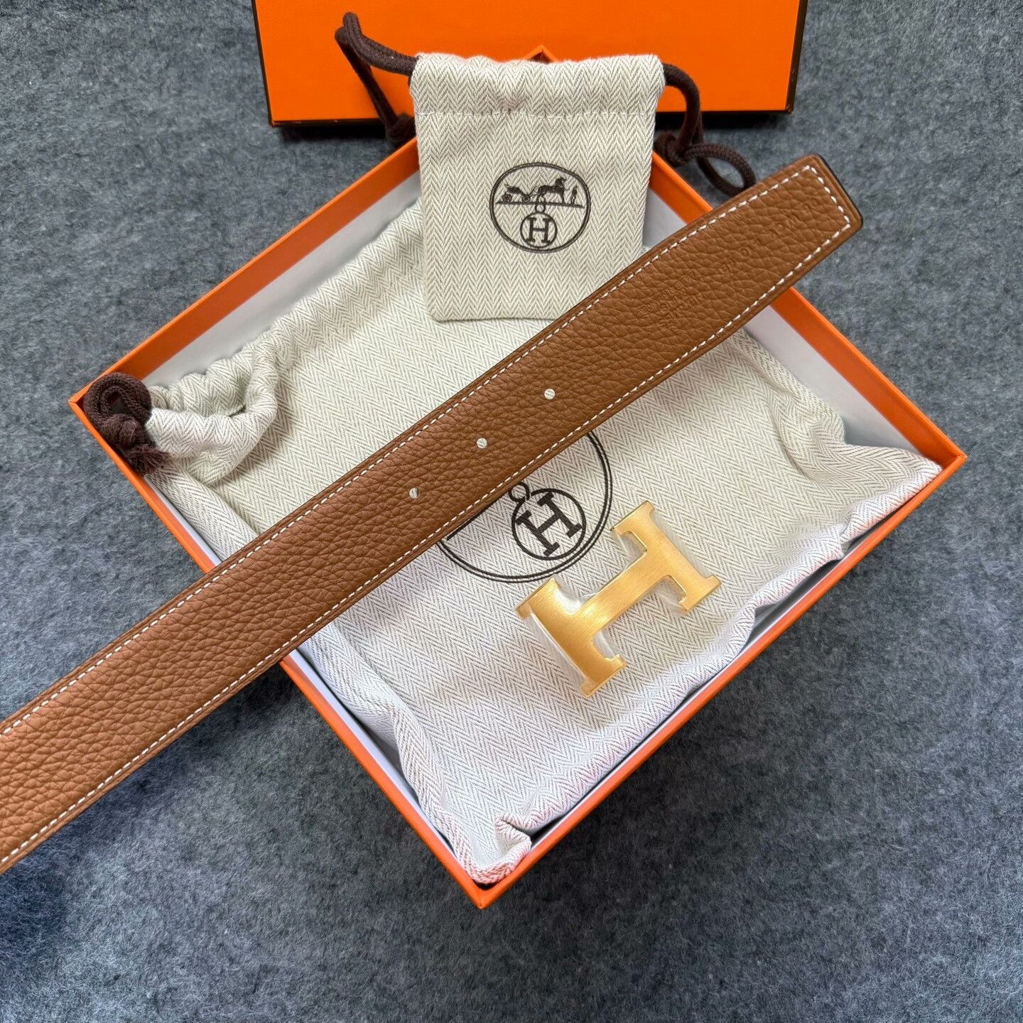 Hermes Hermes Retro Gold Shoulder Bag OS Women Size ONE SIZE - 5 Thumbnail