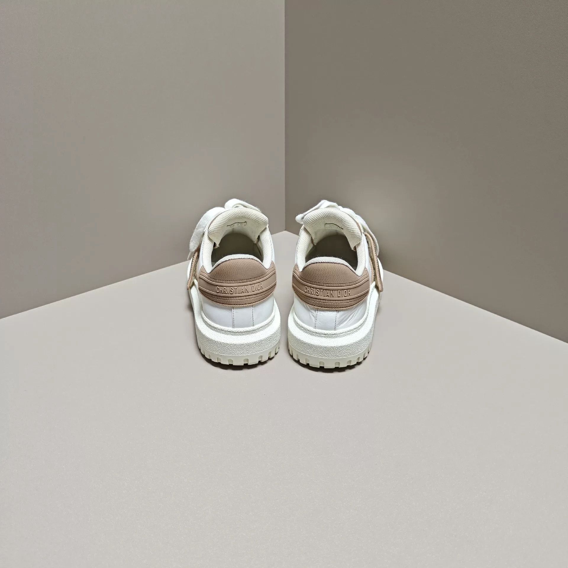 Dior Dior Lowtop Sneakers us_9 Women Size US 9 / IT 39 - 3 Thumbnail
