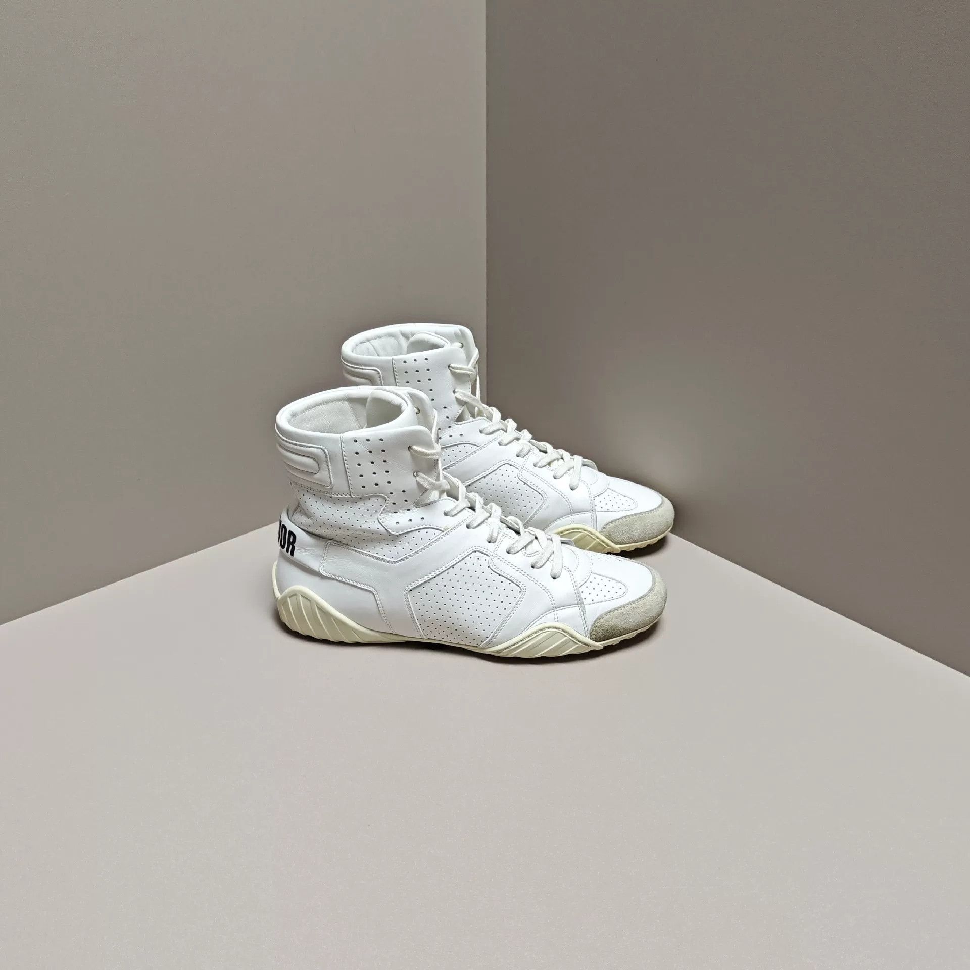 Dior Dior Hitop Sneakers us_7 Women Size US 7 / IT 37 - 4 Thumbnail