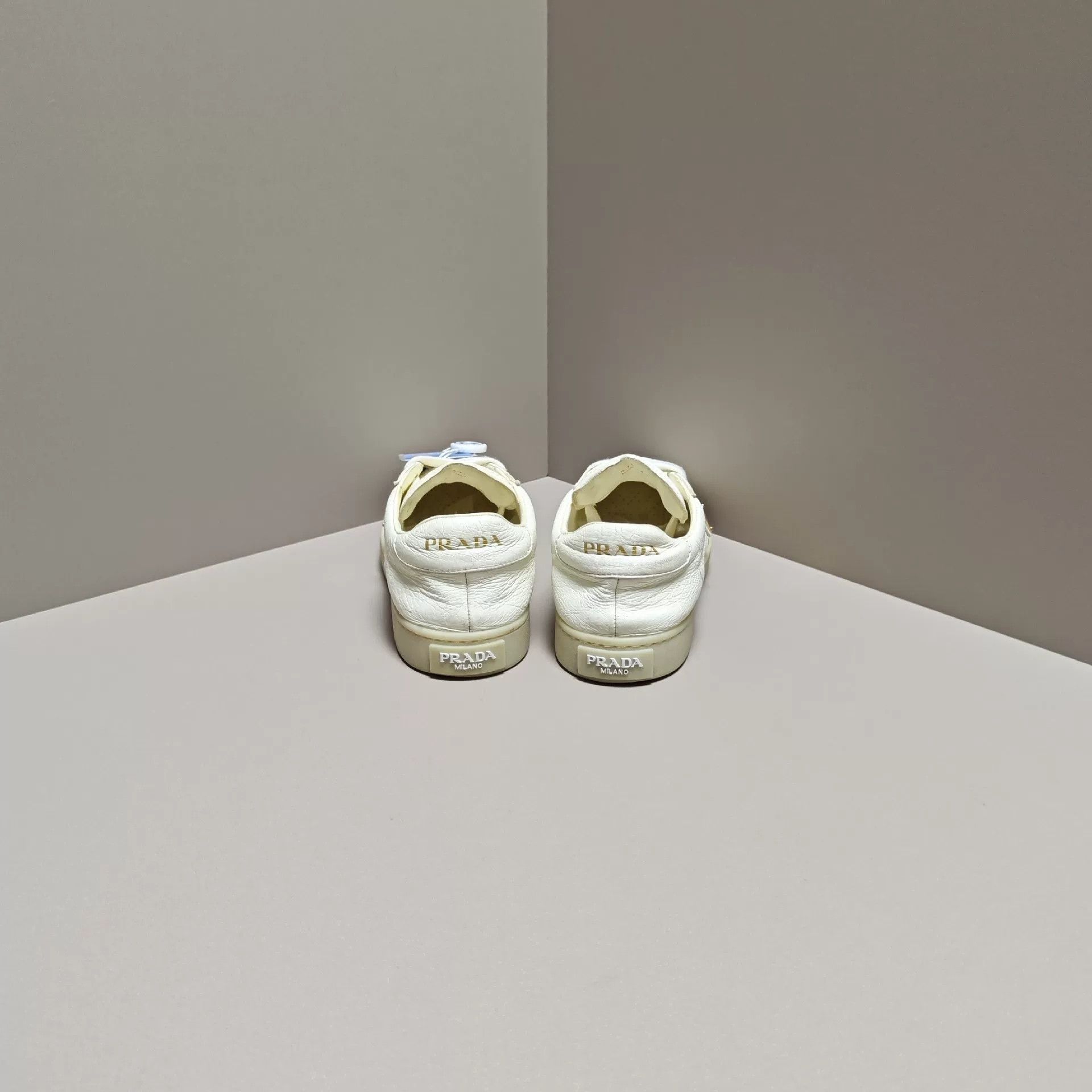 Prada Prada Gold Lowtop Sneakers us_7 Women Size US 7 / IT 37 - 3 Thumbnail