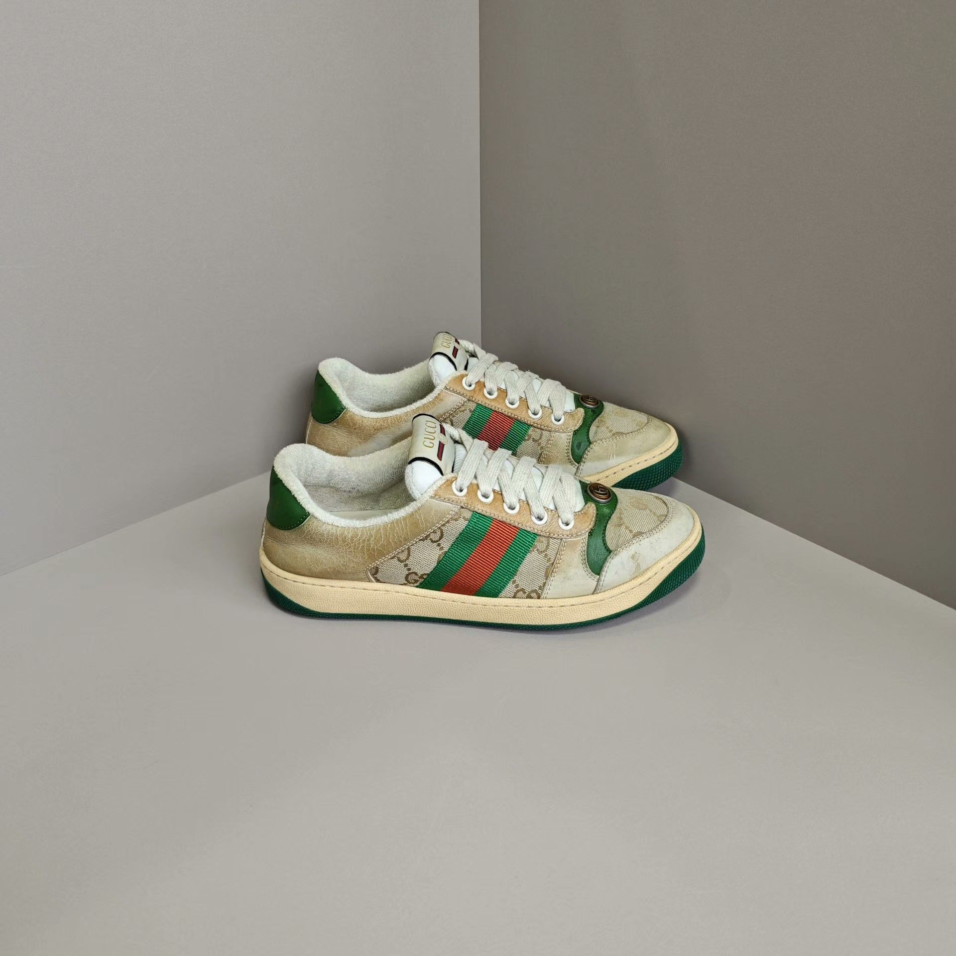 Gucci Gucci Lowtop Sneakers us_7 Women Size US 7 / IT 37 - 4 Thumbnail