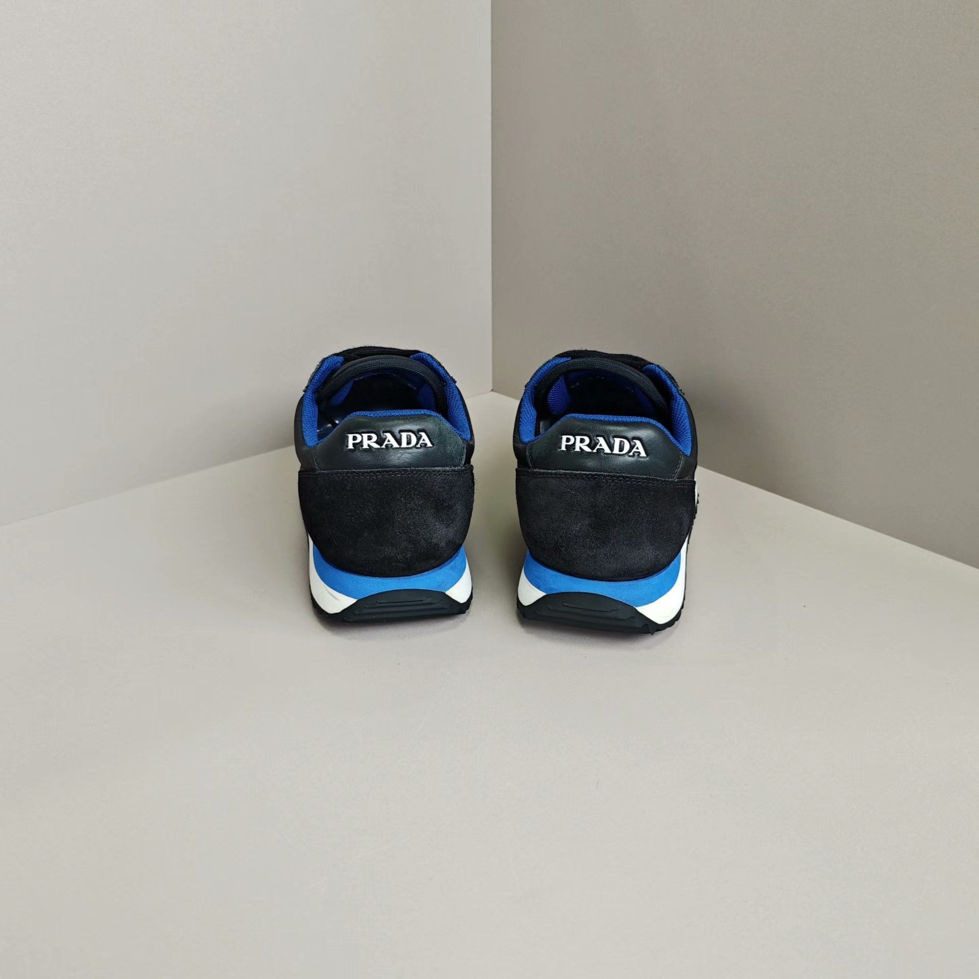 Prada Prada Casual Lowtop Sneakers 9 Men Size US 9 / EU 42 - 3 Thumbnail