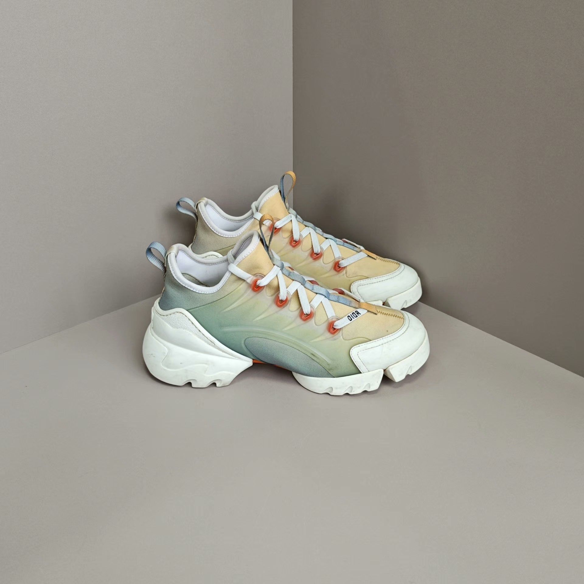 Dior Dior Casual Lowtop Sneakers us_7 Women Size US 7 / IT 37 - 4 Thumbnail