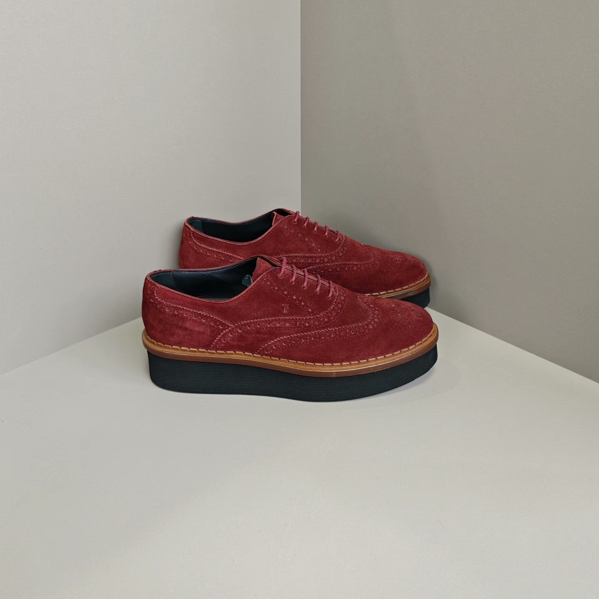Tod's Tod's Casual Lowtop Sneakers us_8 Women Size US 8 / IT 38 - 4 Thumbnail