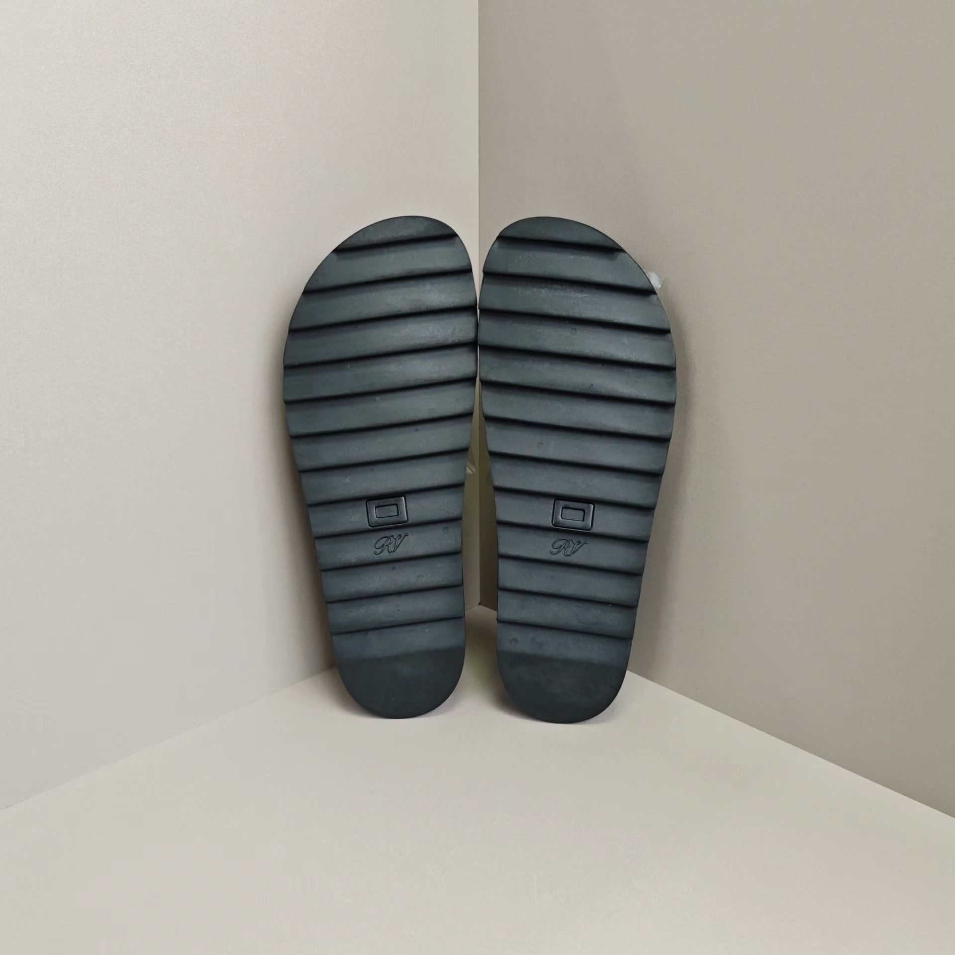 Roger Vivier Roger Vivier Sandals us_11 Women Size US 11 / IT 41 - 5 Thumbnail