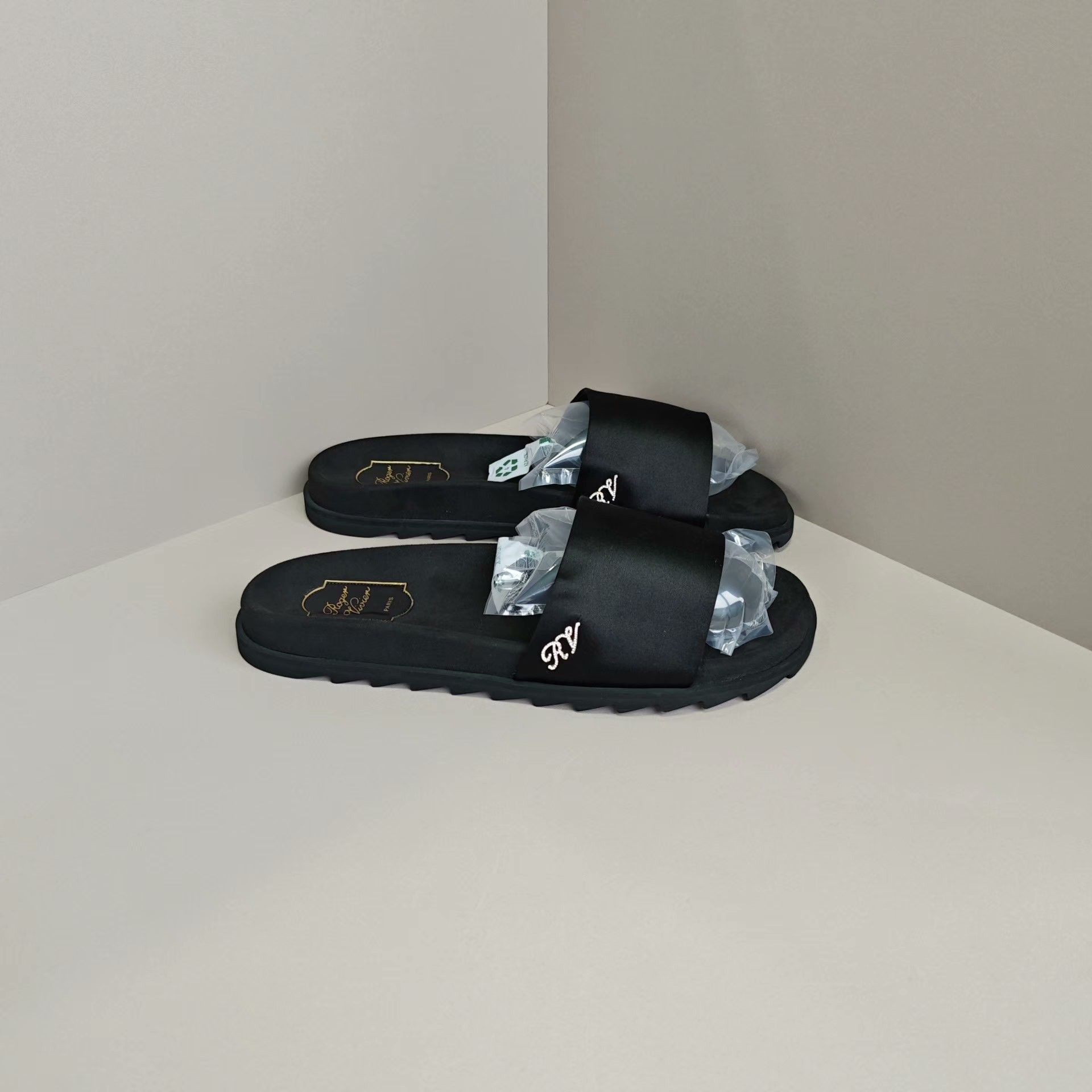 Roger Vivier Roger Vivier Sandals us_11 Women Size US 11 / IT 41 - 4 Thumbnail