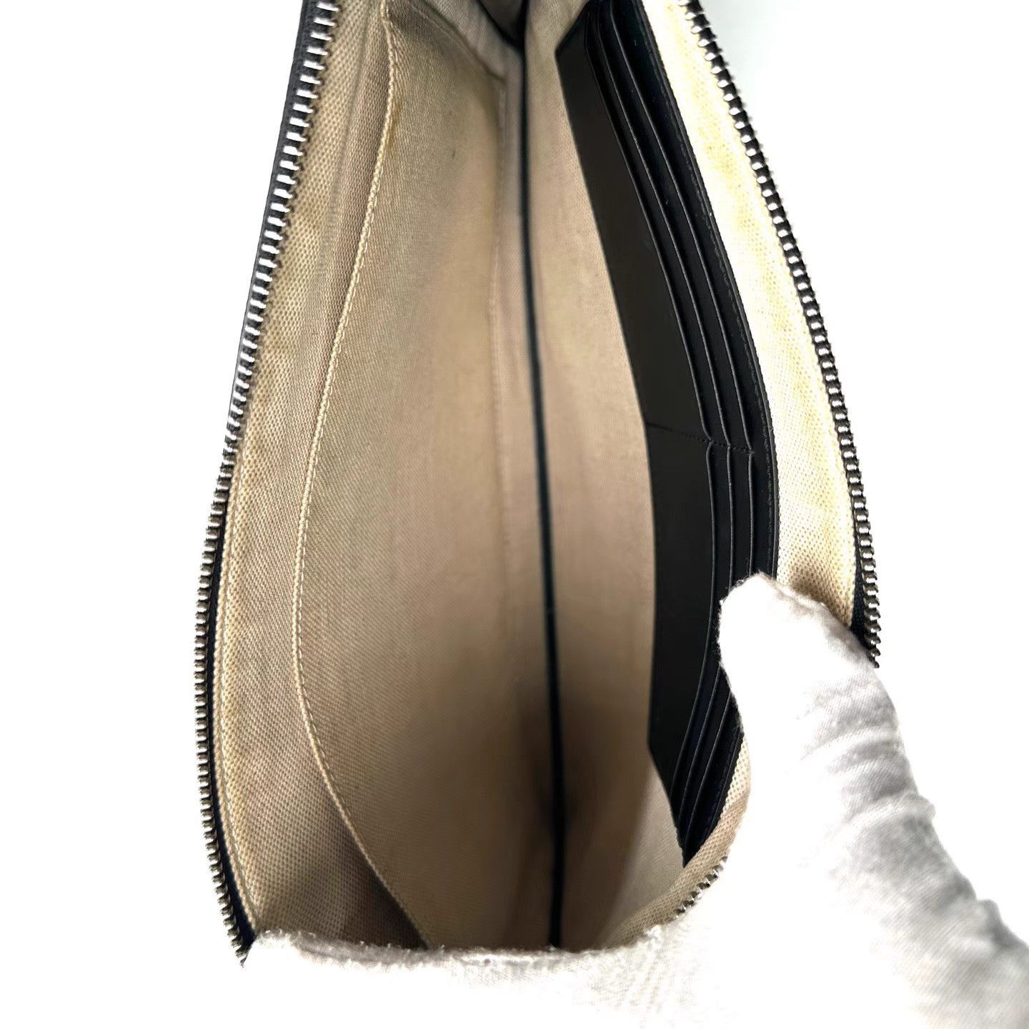 Gucci Beige Bee Print Clutch Pouch with Wrist Strap Size ONE SIZE - 4 Thumbnail