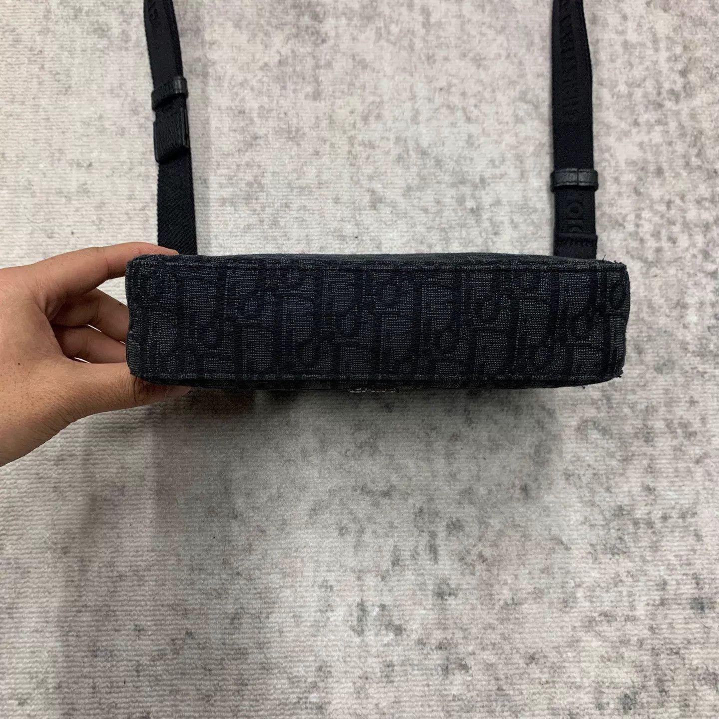 Dior Black Crossbody Bag with Zip Closure Size ONE SIZE - 6 Thumbnail