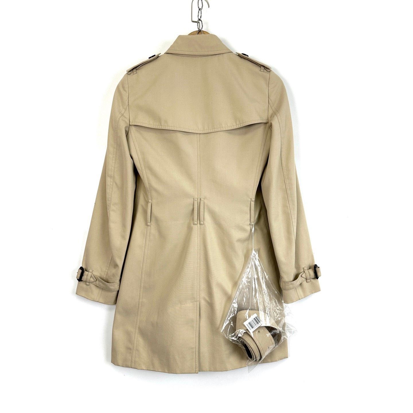 Burberry Burberry Classic Khaki Double-Breasted Trench Coat Size M / US 6-8 / IT 42-44 - 2 Thumbnail