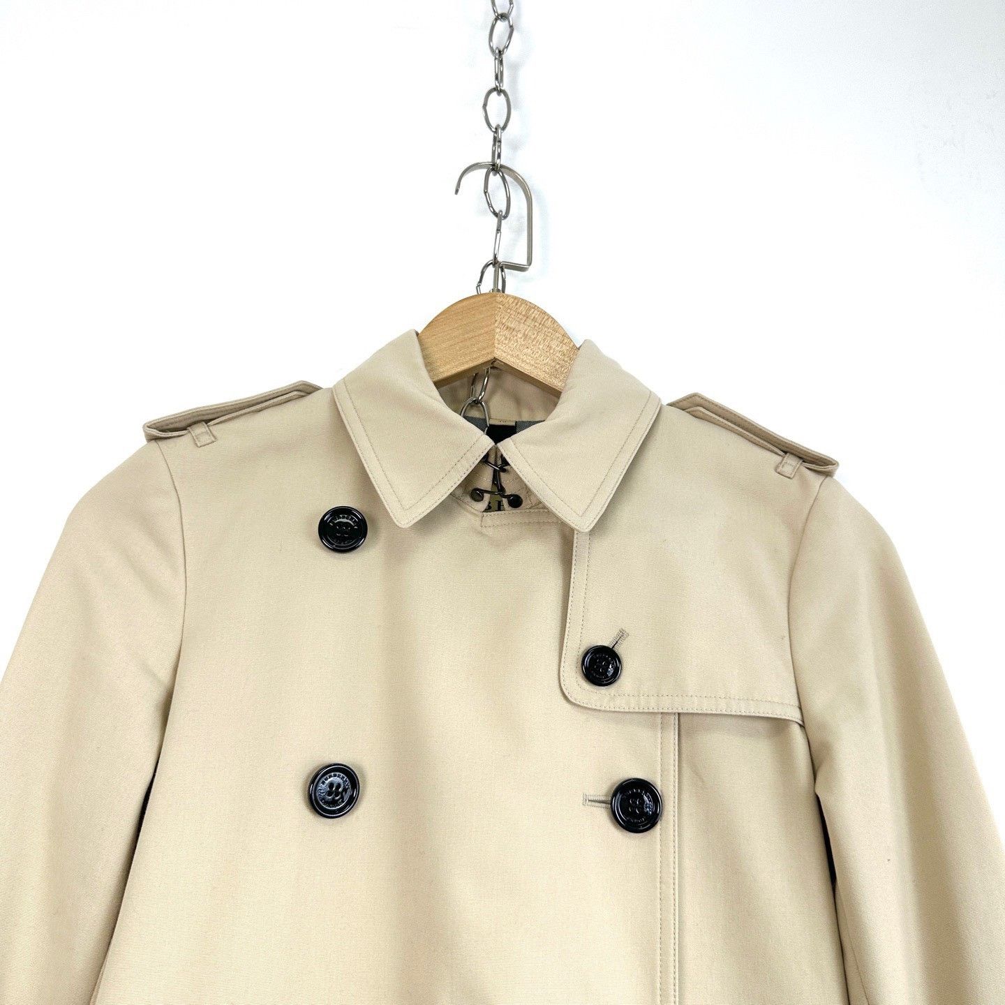Burberry Burberry Classic Khaki Double-Breasted Trench Coat Size M / US 6-8 / IT 42-44 - 3 Thumbnail