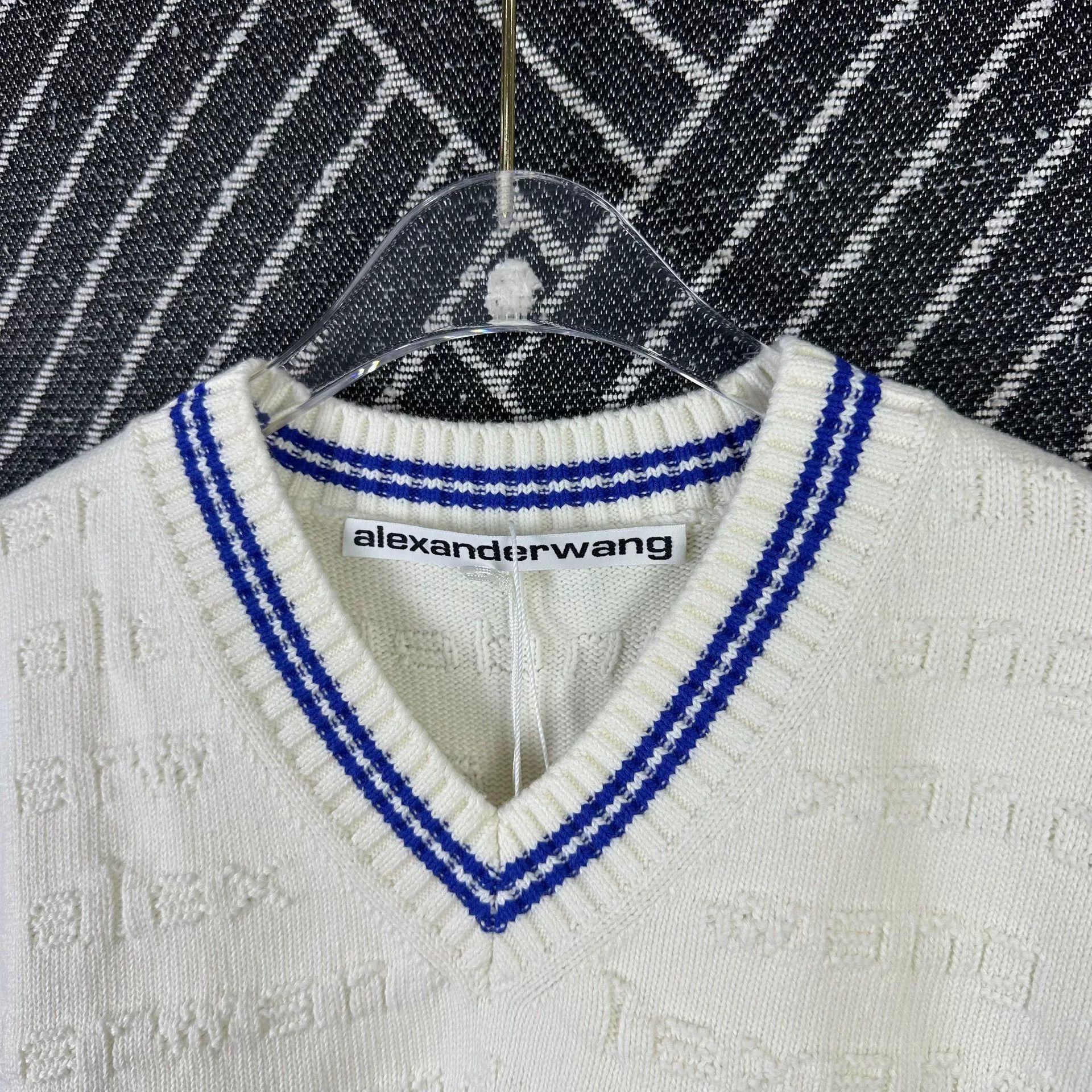 Alexander Wang Alexander Wang Colorblock V-Neck Knit Top Size M / US 6-8 / IT 42-44 - 2 Thumbnail