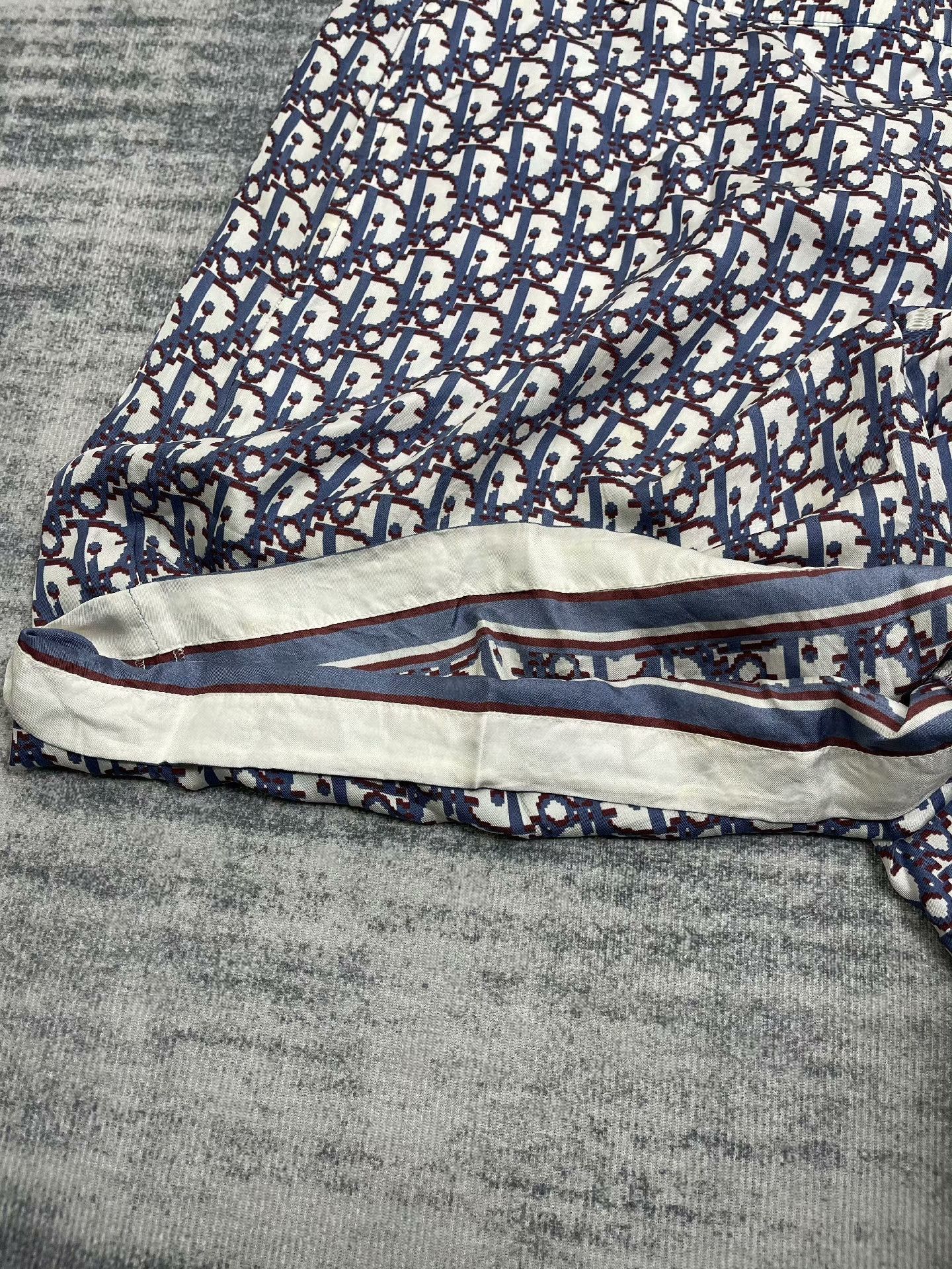 Dior Dior Blue Red Print Silk Shorts Size US 31 - 6 Thumbnail