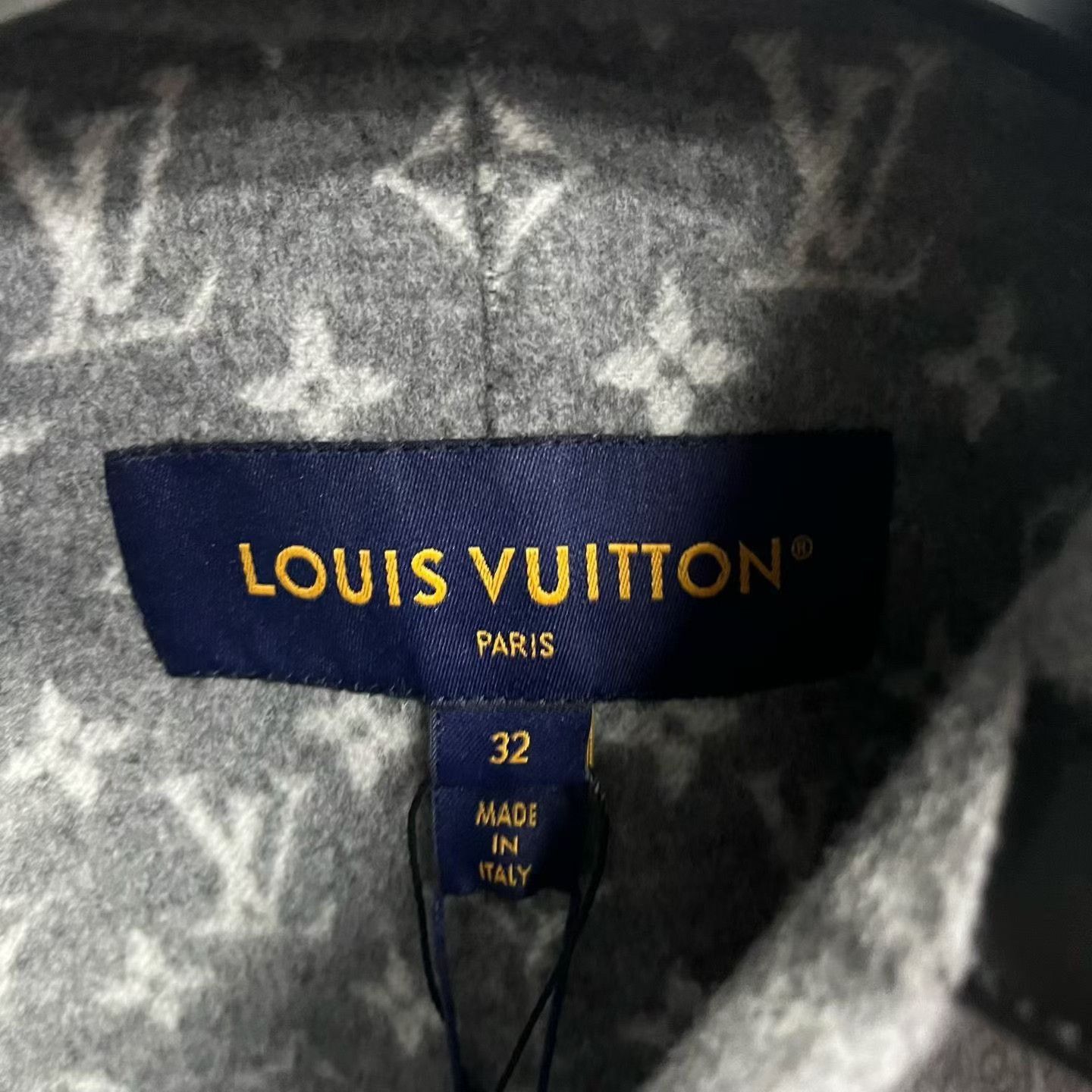 Louis Vuitton Louis Vuitton 2025 Detachable Collar Coat Size M / US 6-8 / IT 42-44 - 3 Thumbnail