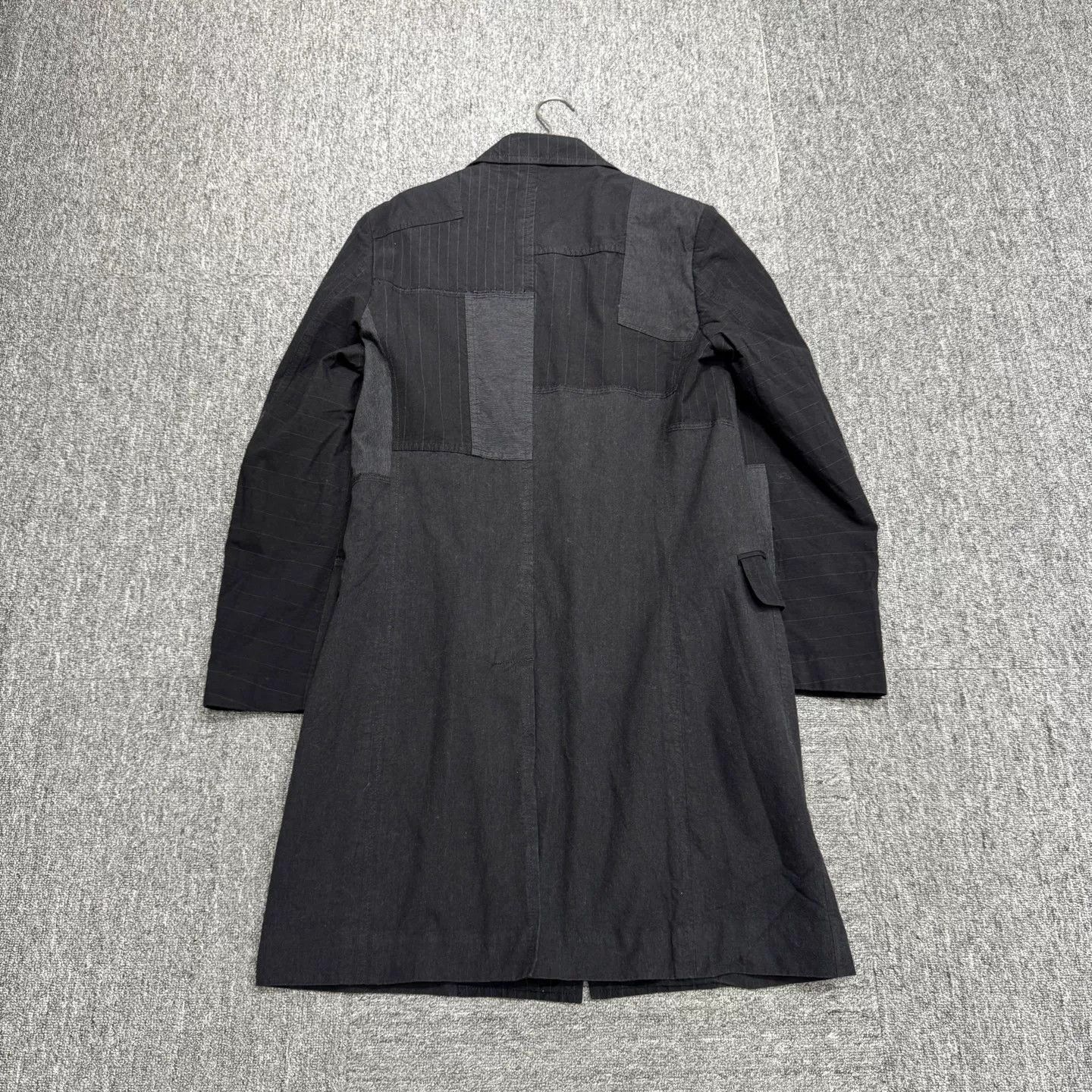 Comme des Garcons Comme des Garçons Structured Panel Coat Size US S / EU 44-46 / 1 - 5 Thumbnail