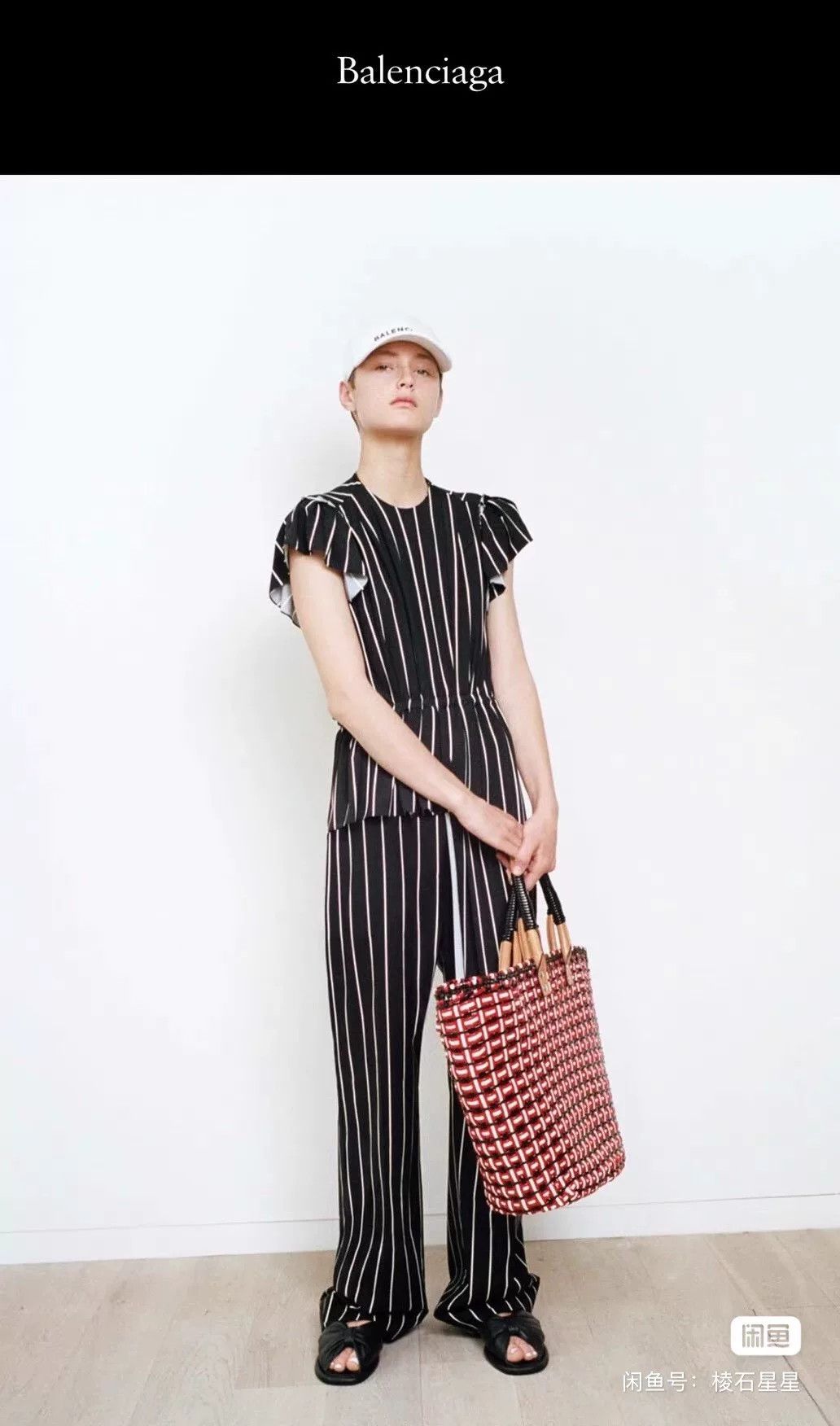 Balenciaga Balenciaga Irregular Top T-shirt Size M / US 6-8 / IT 42-44 - 2 Thumbnail