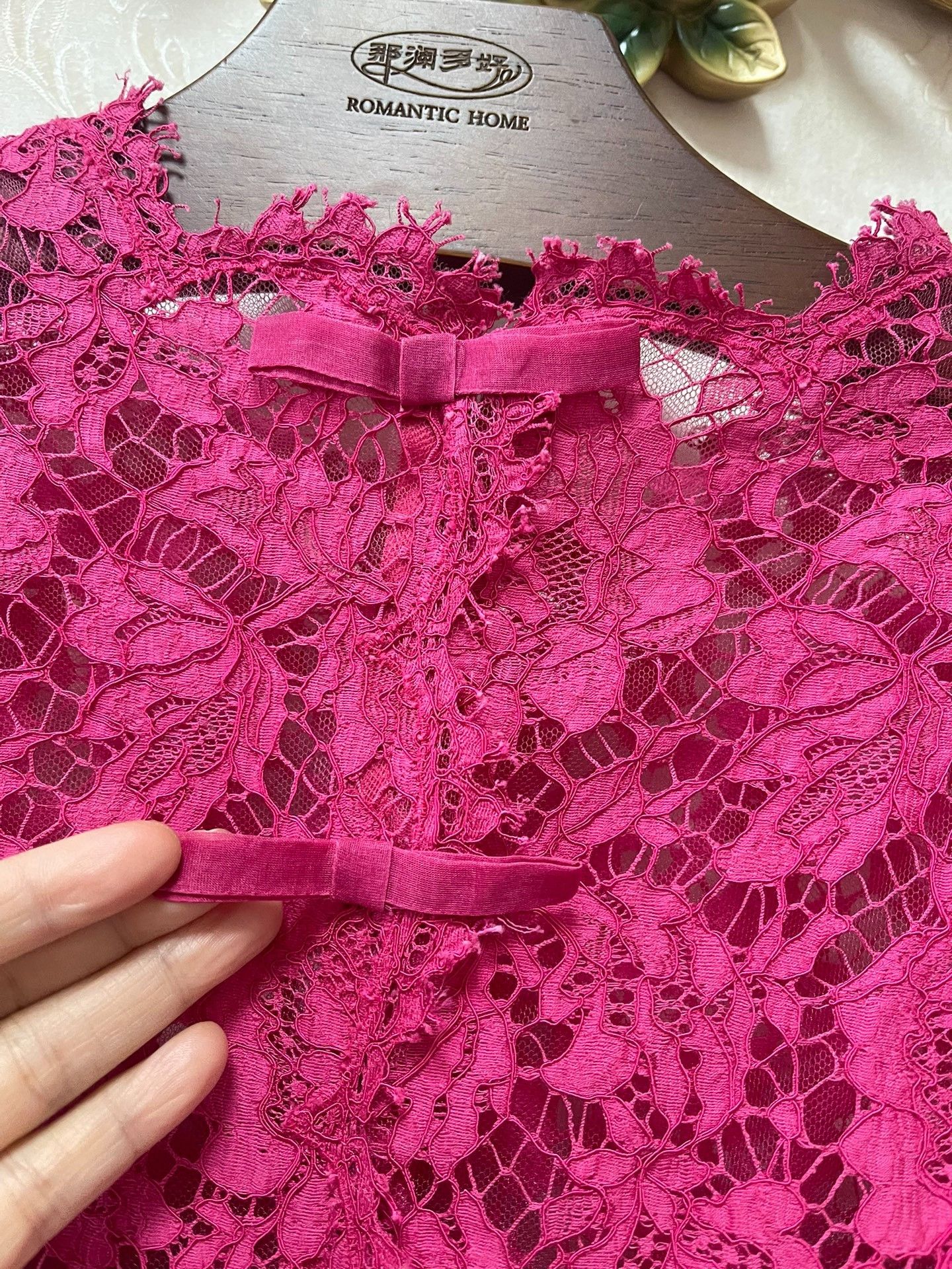 Valentino Valentino Classic Lace Dress Size M / US 6-8 / IT 42-44 - 5 Thumbnail