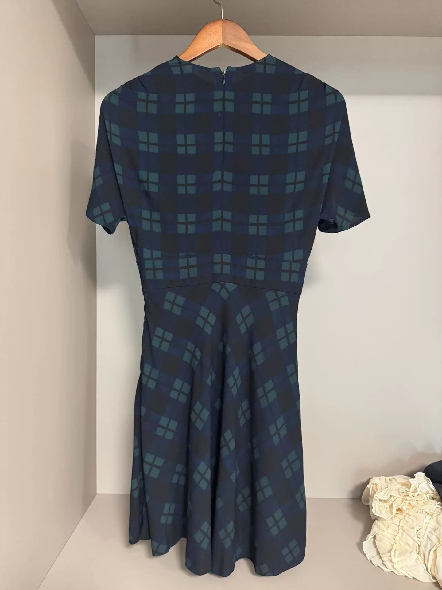 Miu Miu Miu Miu British Plaid Dress Size M / US 6-8 / IT 42-44 - 5 Thumbnail