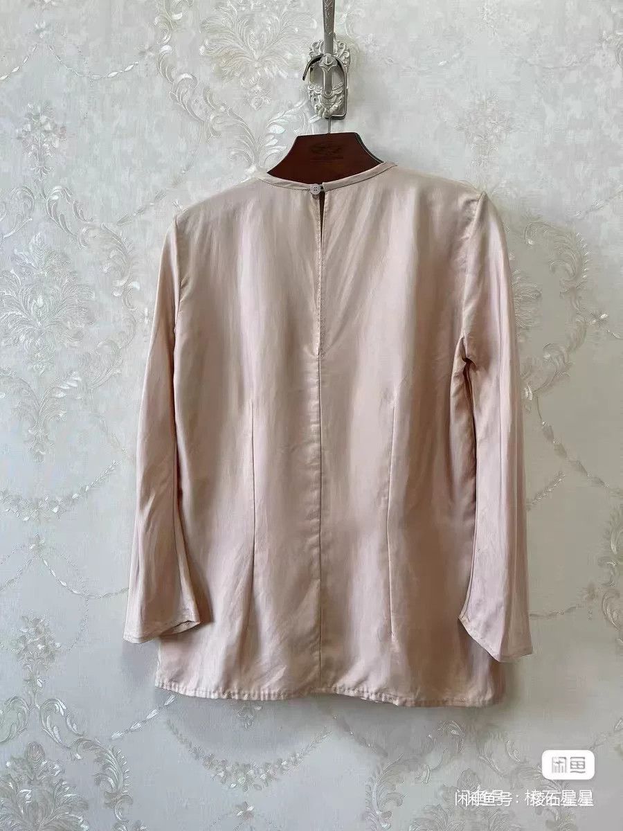 Louis Vuitton LV Authentic Runway Silk Top Size M / US 6-8 / IT 42-44 - 7 Thumbnail