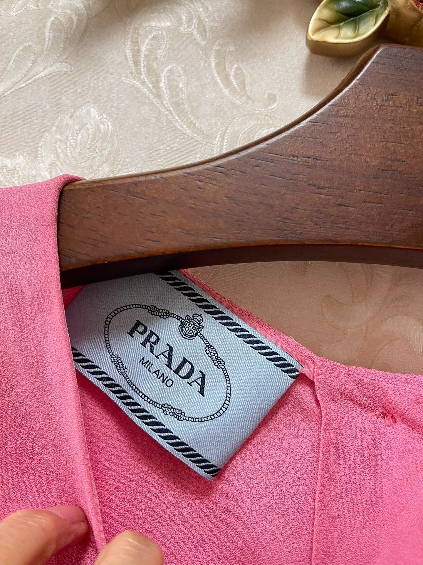 Prada Prada Classic Triangle Logo Sleeveless Pink Dress Size M / US 6-8 / IT 42-44 - 2 Thumbnail