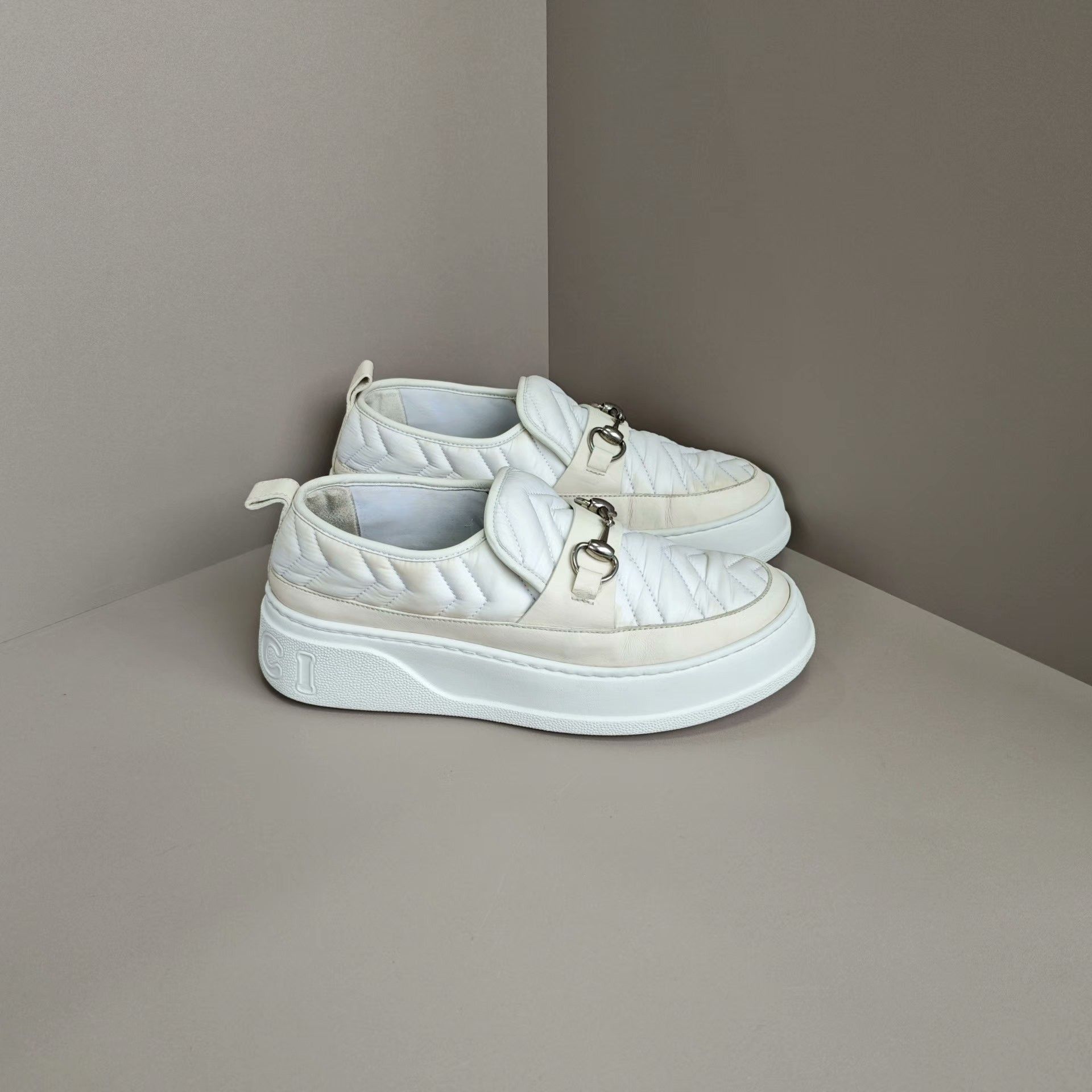 Gucci Gucci Lowtop Sneakers 6 Men Size US 6 / EU 39 - 4 Thumbnail