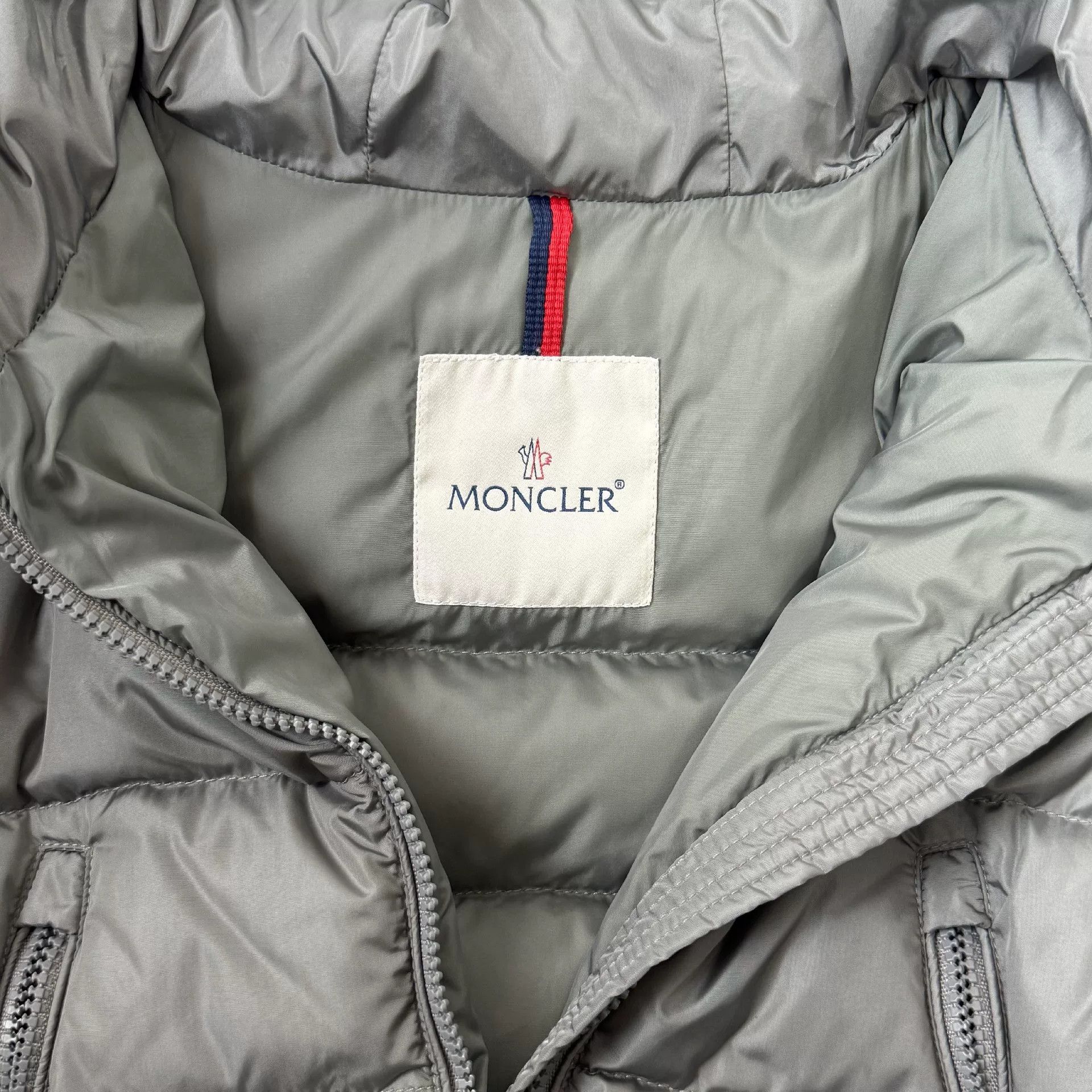 Moncler Moncler Down Multi Down Jacket M Women Size M / US 6-8 / IT 42-44 - 3 Thumbnail