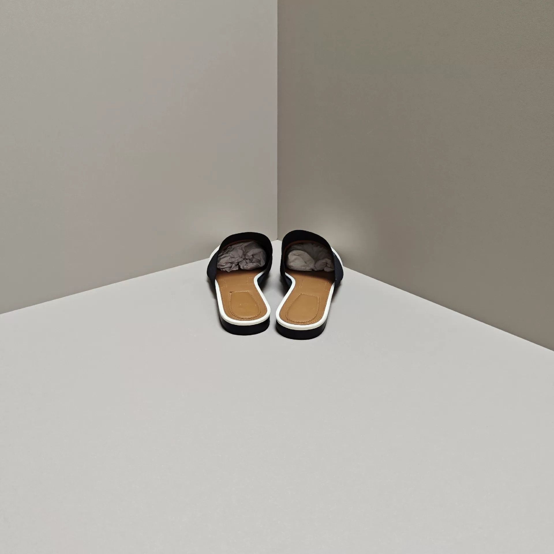 Givenchy Givenchy Sandals us_6 Women Size US 6 / IT 36 - 3 Thumbnail